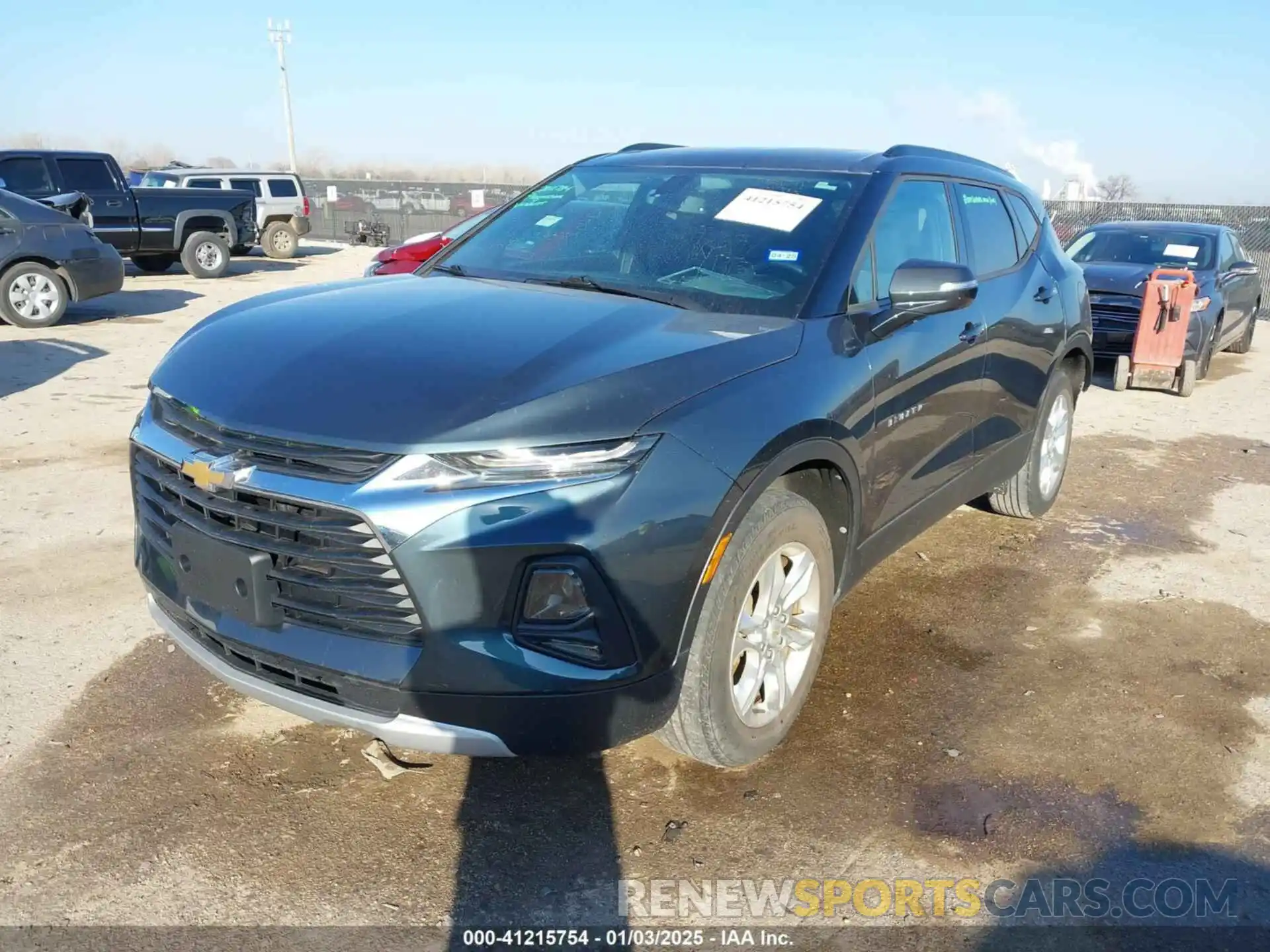 2 Photograph of a damaged car 3GNKBBRA5LS590050 CHEVROLET BLAZER 2020