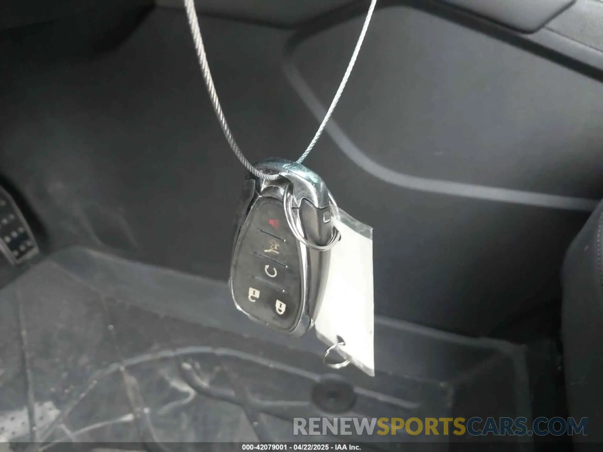 11 Photograph of a damaged car 3GNKBBRA6LS563522 CHEVROLET BLAZER 2020
