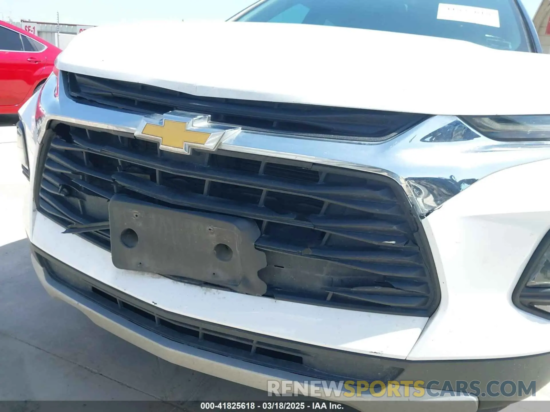 17 Photograph of a damaged car 3GNKBBRA6LS623914 CHEVROLET BLAZER 2020