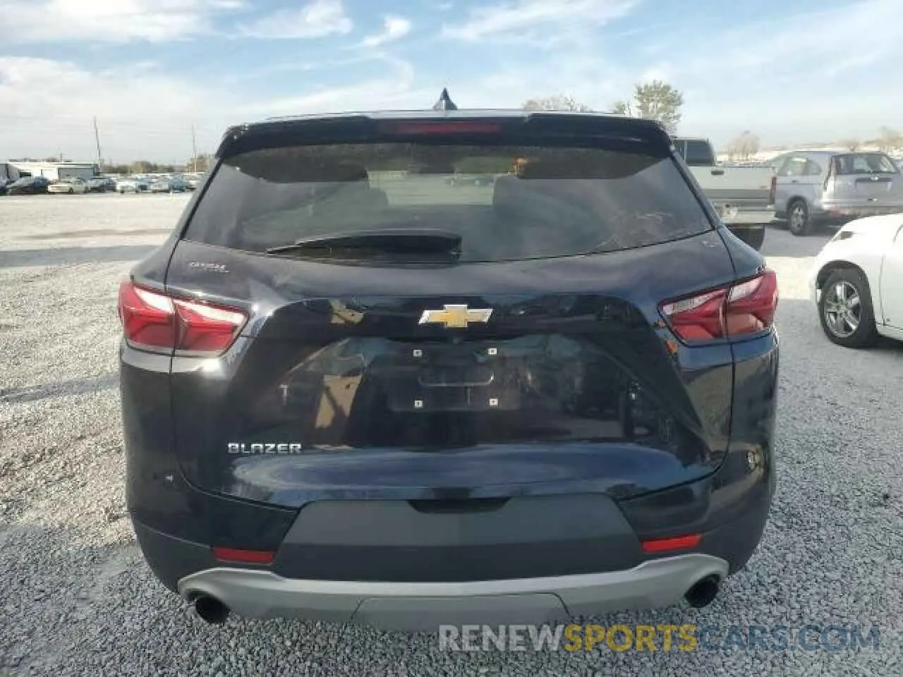 6 Photograph of a damaged car 3GNKBBRA7LS592592 CHEVROLET BLAZER 2020
