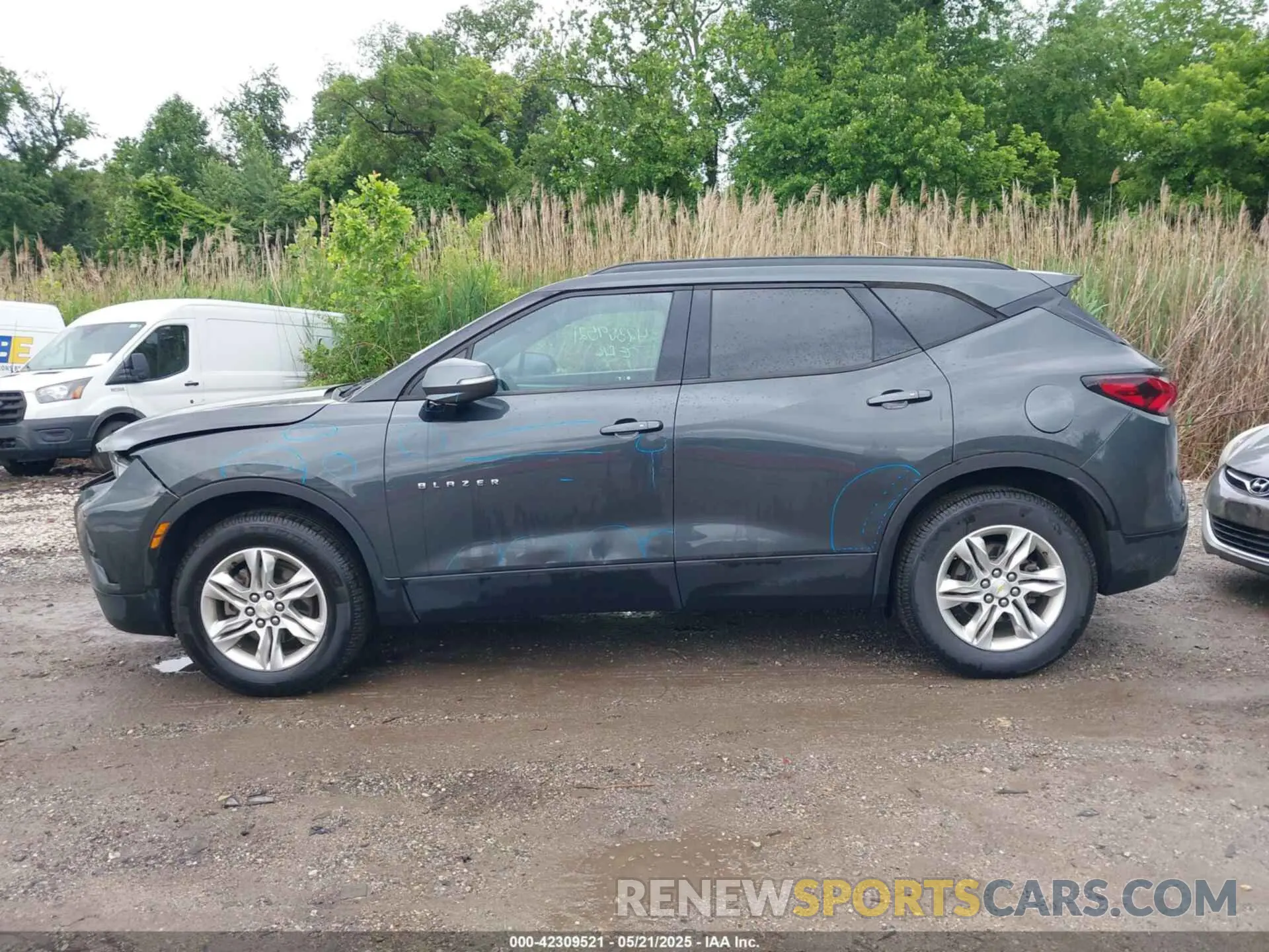 14 Photograph of a damaged car 3GNKBBRA8LS572366 CHEVROLET BLAZER 2020