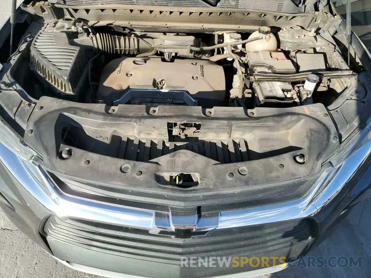 12 Photograph of a damaged car 3GNKBBRA9LS637967 CHEVROLET BLAZER 2020