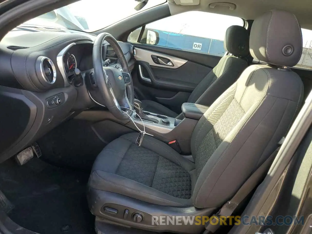 7 Photograph of a damaged car 3GNKBBRA9LS637967 CHEVROLET BLAZER 2020