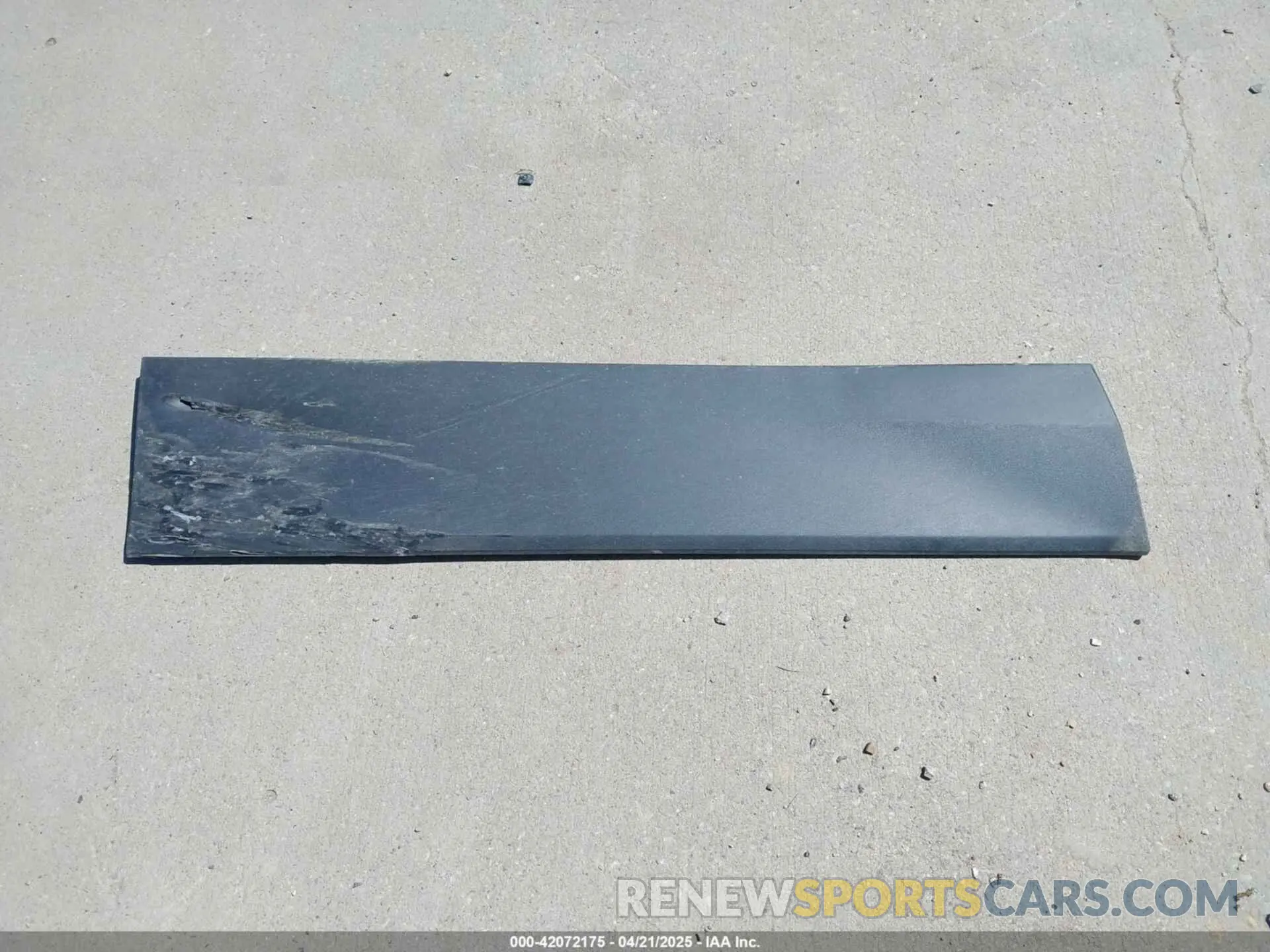 12 Photograph of a damaged car 3GNKBBRAXLS580047 CHEVROLET BLAZER 2020