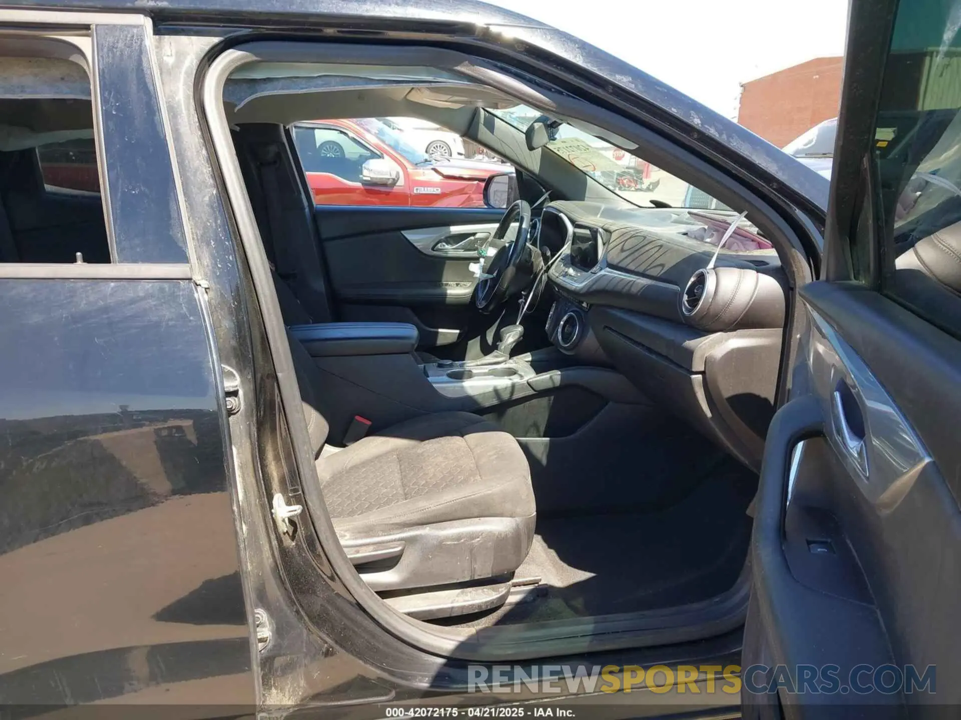 5 Photograph of a damaged car 3GNKBBRAXLS580047 CHEVROLET BLAZER 2020