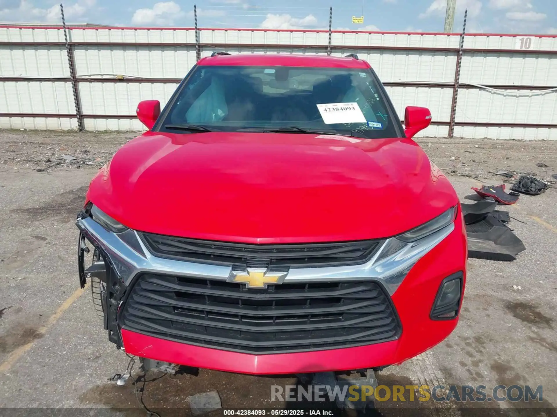 13 Photograph of a damaged car 3GNKBCR42LS689795 CHEVROLET BLAZER 2020