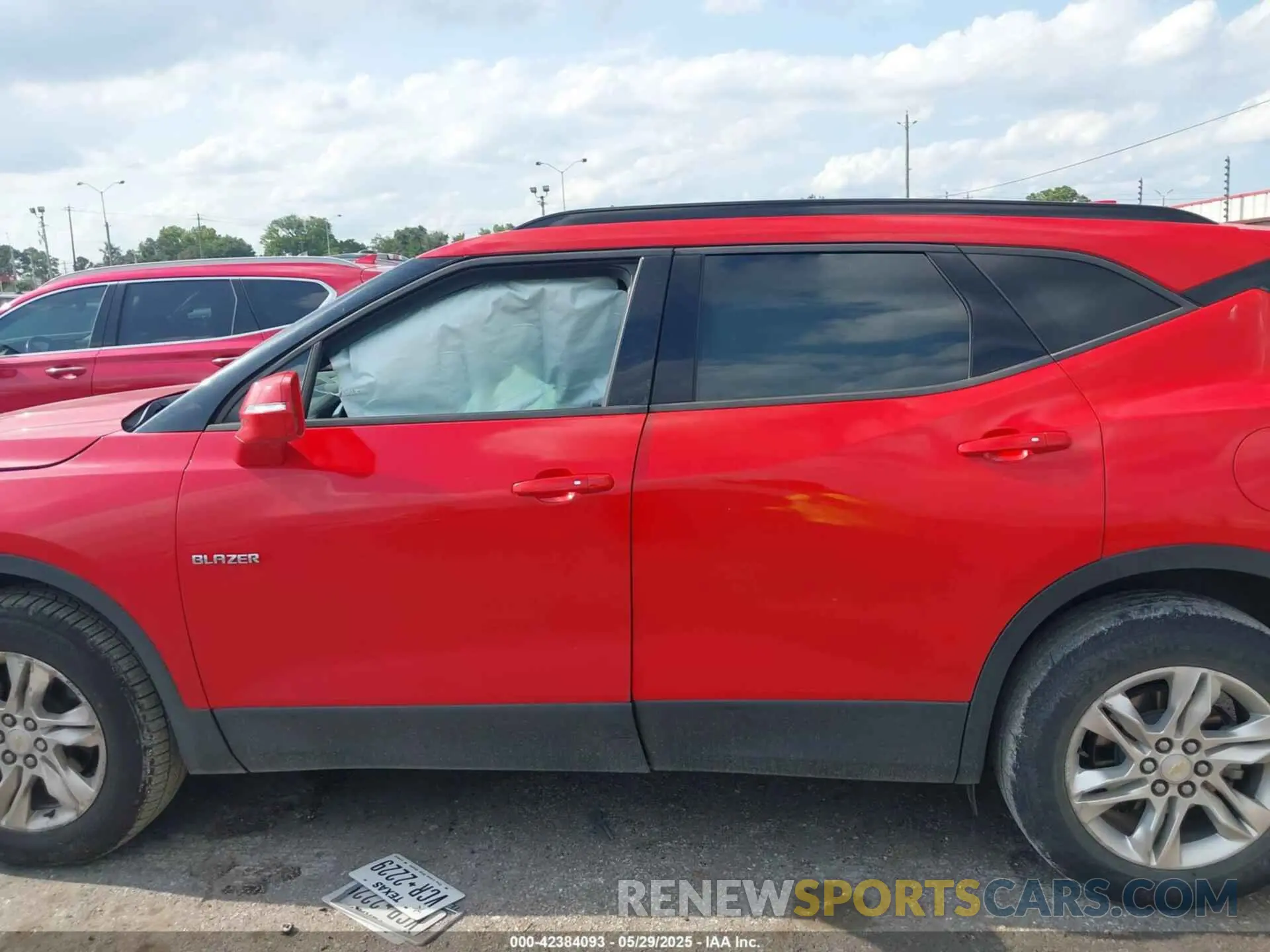 15 Photograph of a damaged car 3GNKBCR42LS689795 CHEVROLET BLAZER 2020