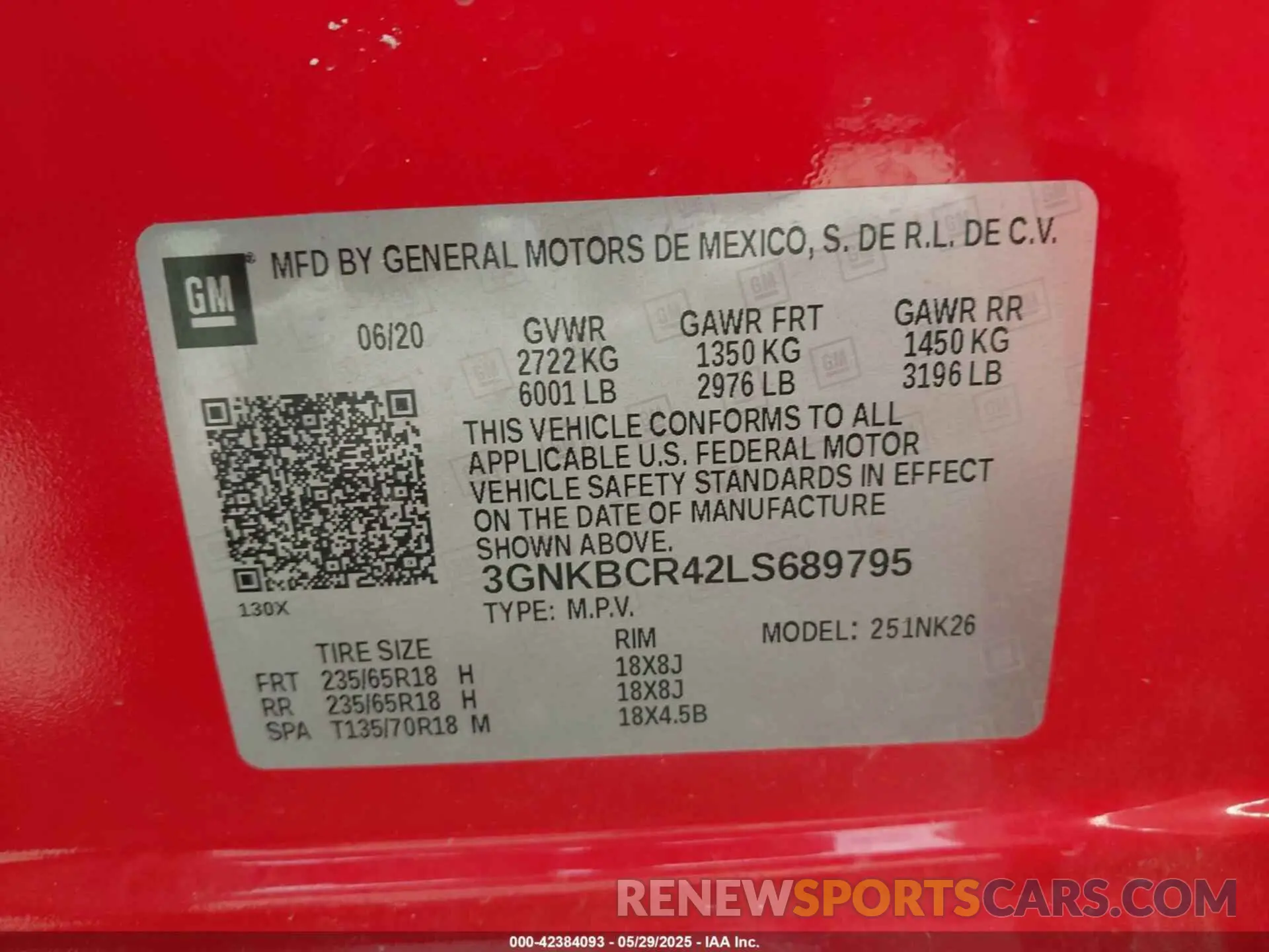 9 Photograph of a damaged car 3GNKBCR42LS689795 CHEVROLET BLAZER 2020