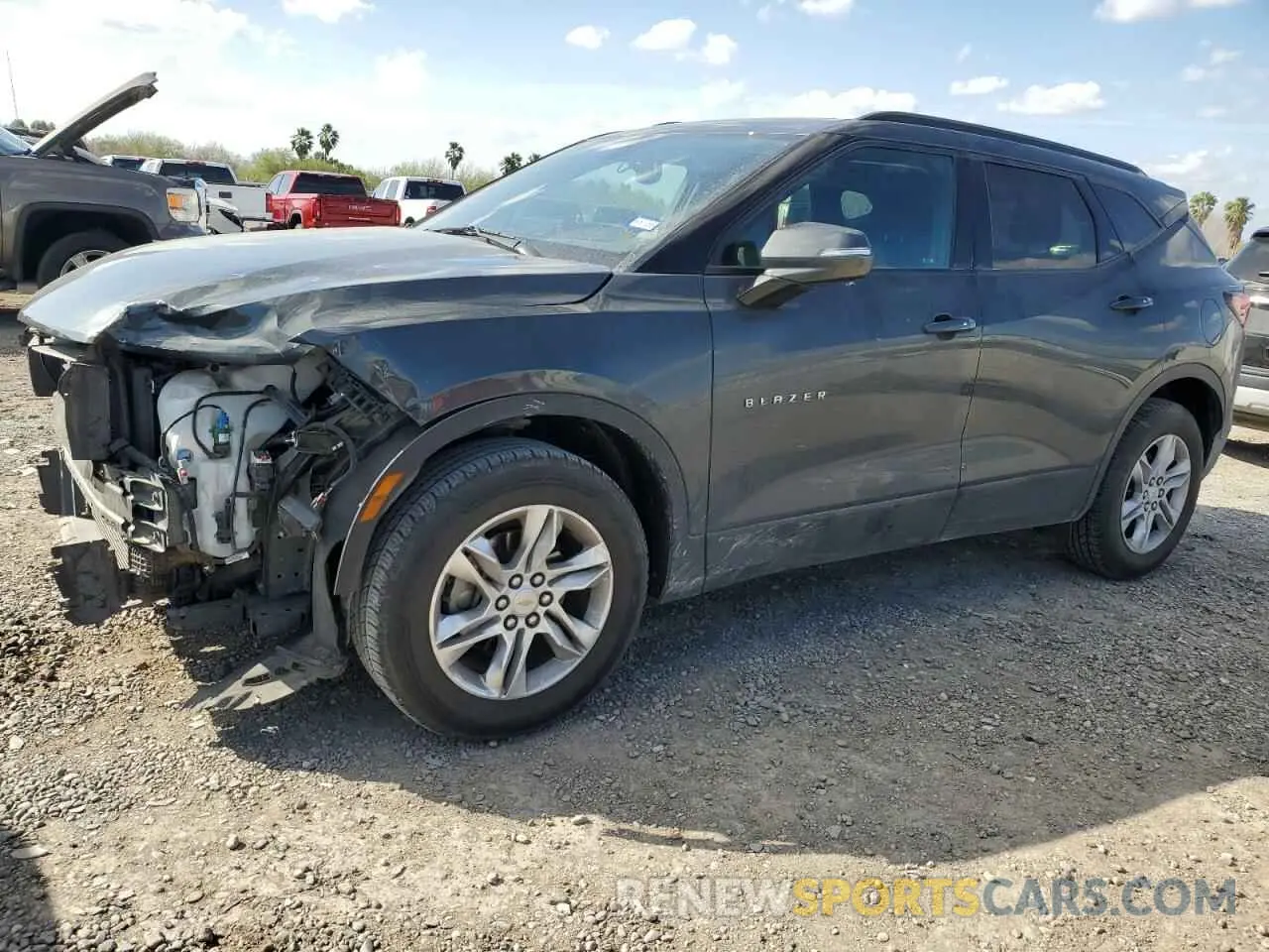 1 Photograph of a damaged car 3GNKBCR44LS658578 CHEVROLET BLAZER 2020