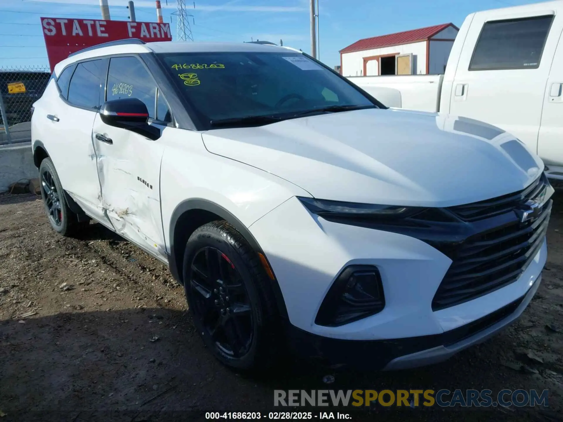 6 Photograph of a damaged car 3GNKBCR4XLS698213 CHEVROLET BLAZER 2020