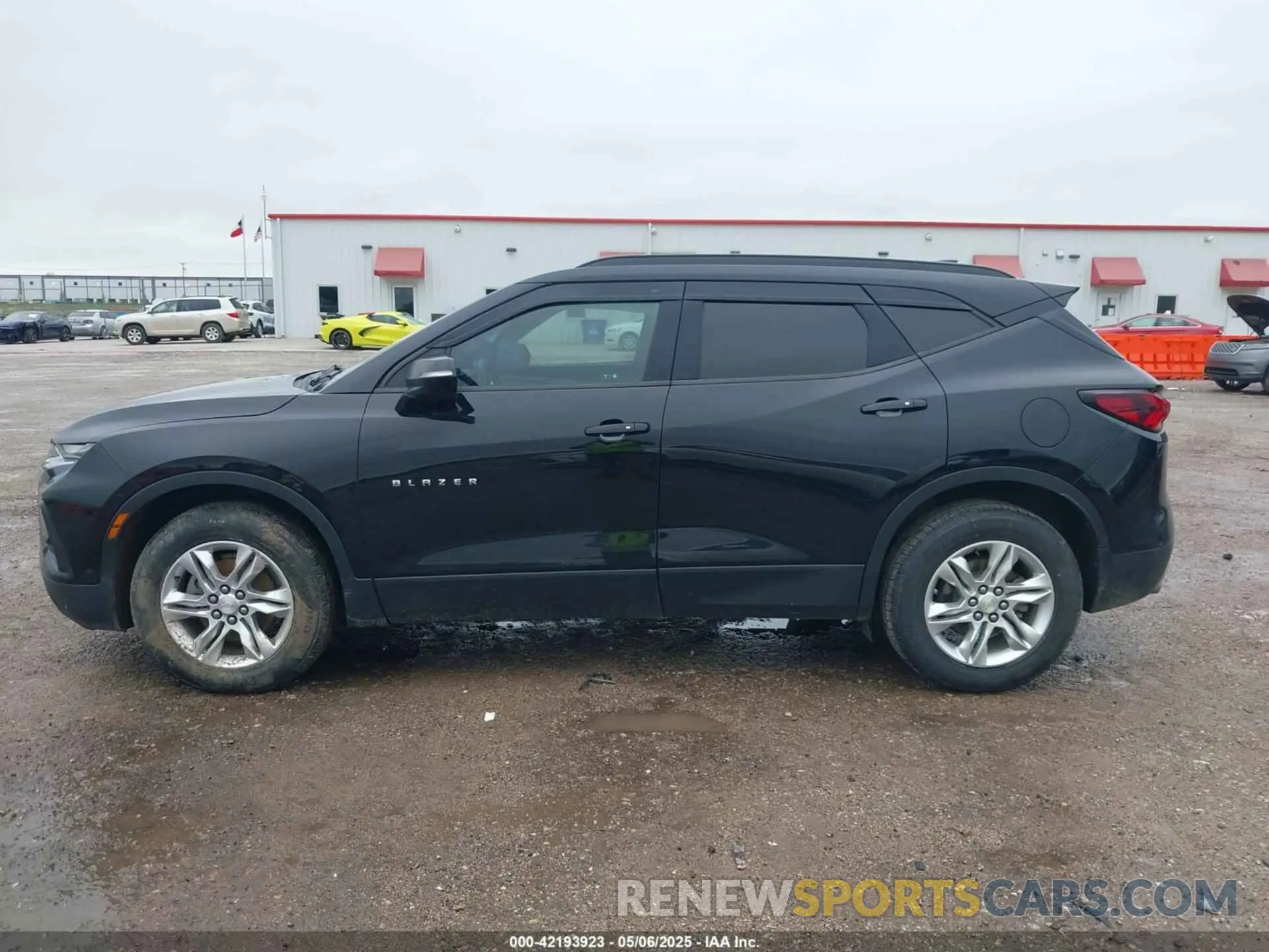 14 Photograph of a damaged car 3GNKBCRS0LS616603 CHEVROLET BLAZER 2020