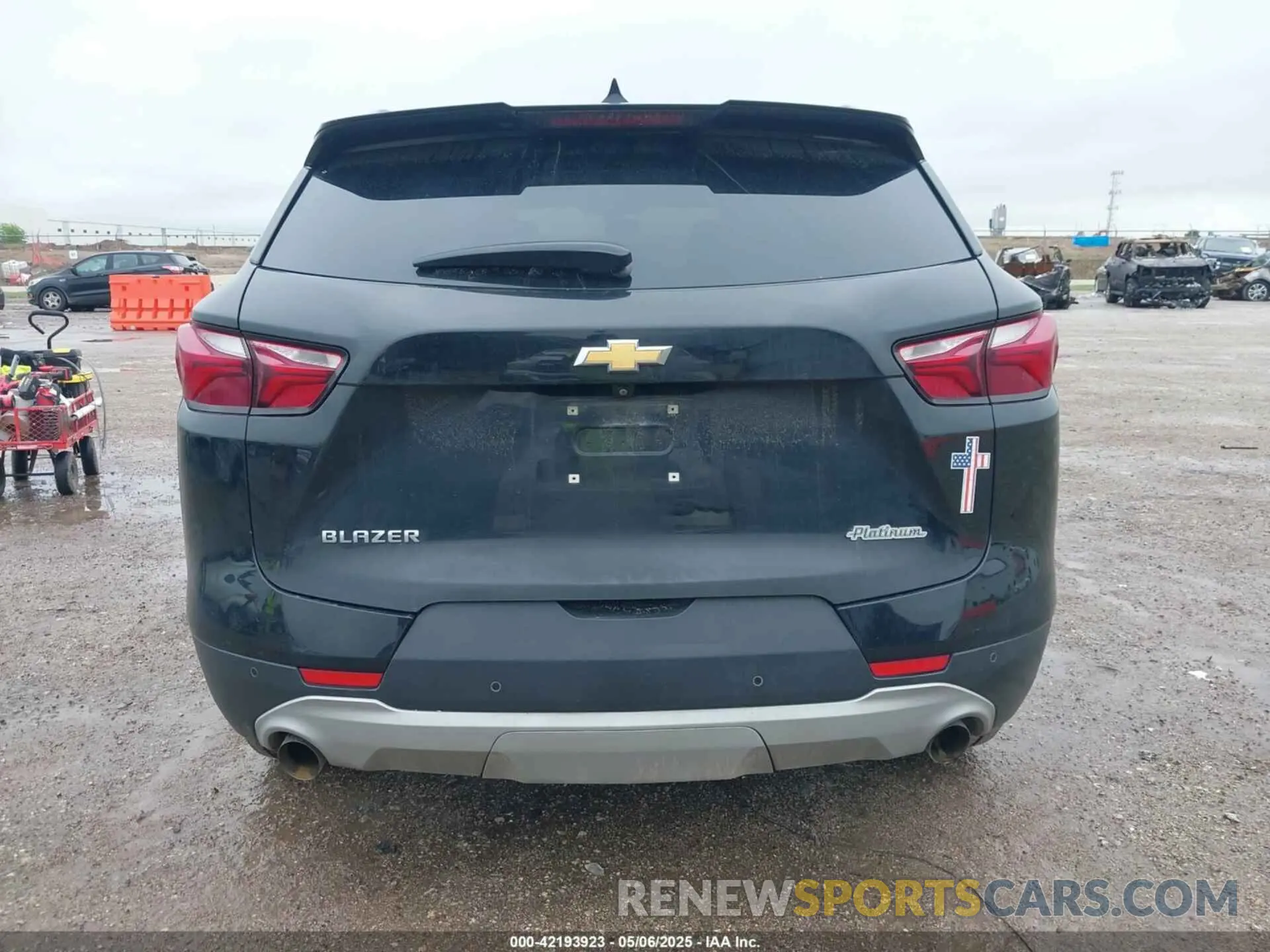 16 Photograph of a damaged car 3GNKBCRS0LS616603 CHEVROLET BLAZER 2020