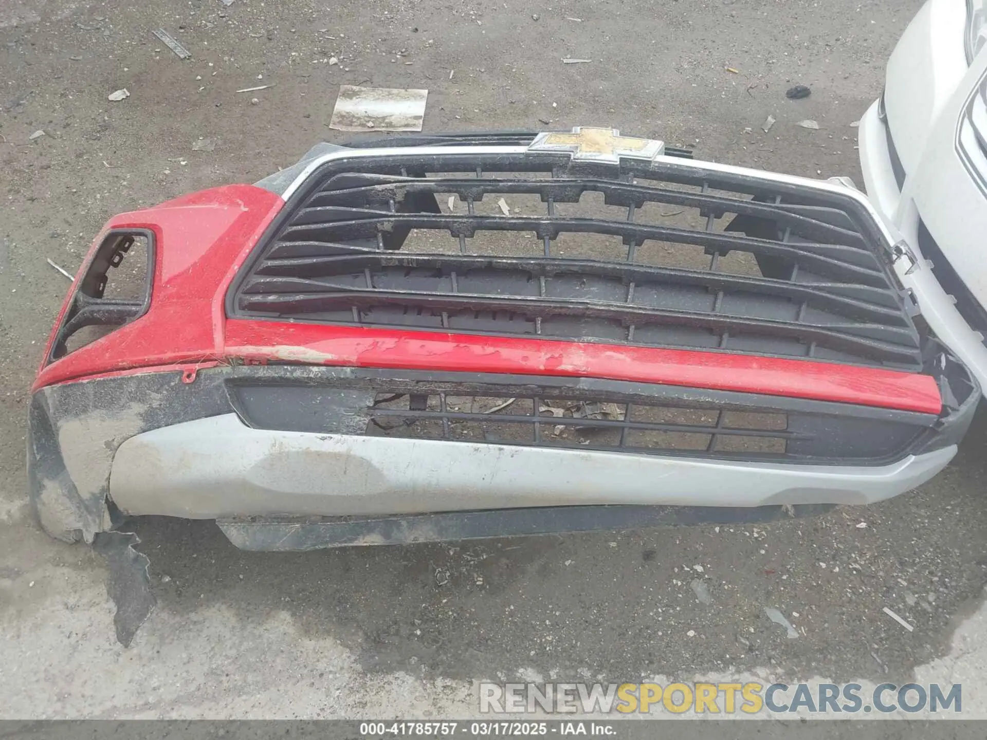12 Photograph of a damaged car 3GNKBCRS0LS677465 CHEVROLET BLAZER 2020