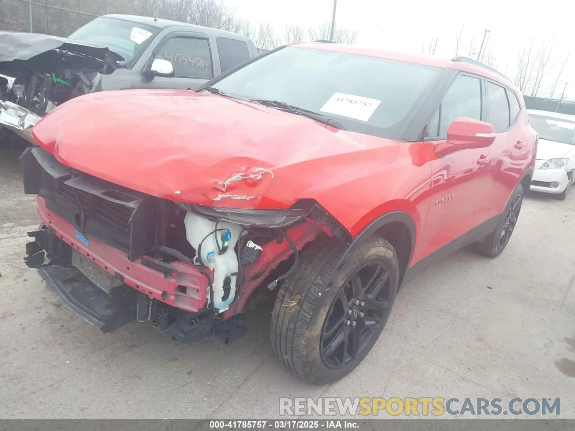 2 Photograph of a damaged car 3GNKBCRS0LS677465 CHEVROLET BLAZER 2020