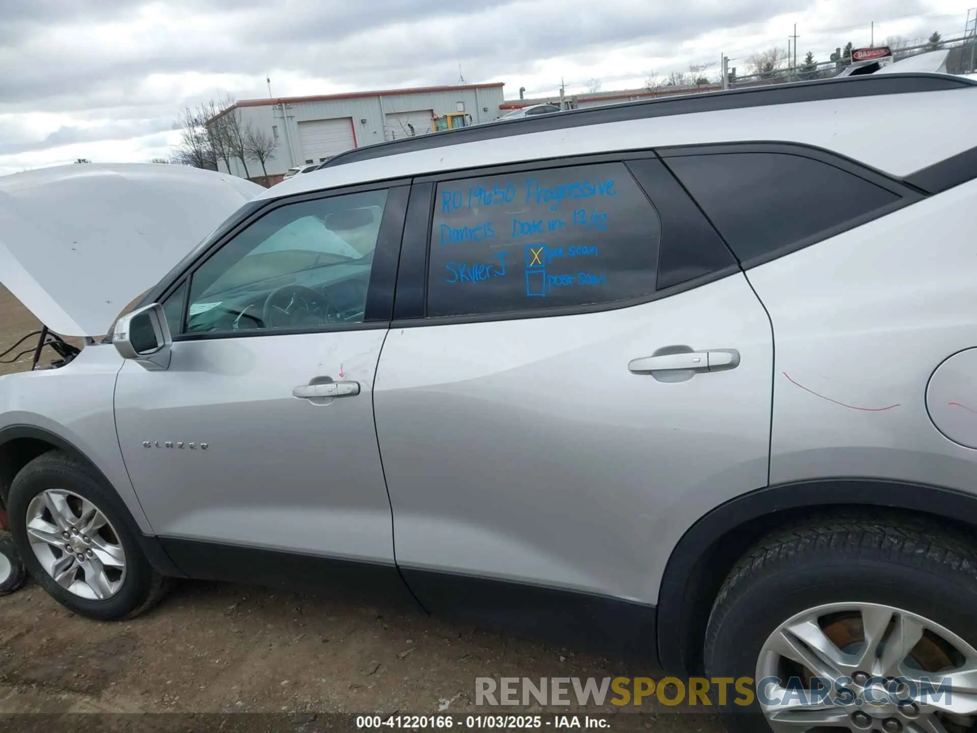 15 Photograph of a damaged car 3GNKBCRS1LS637802 CHEVROLET BLAZER 2020