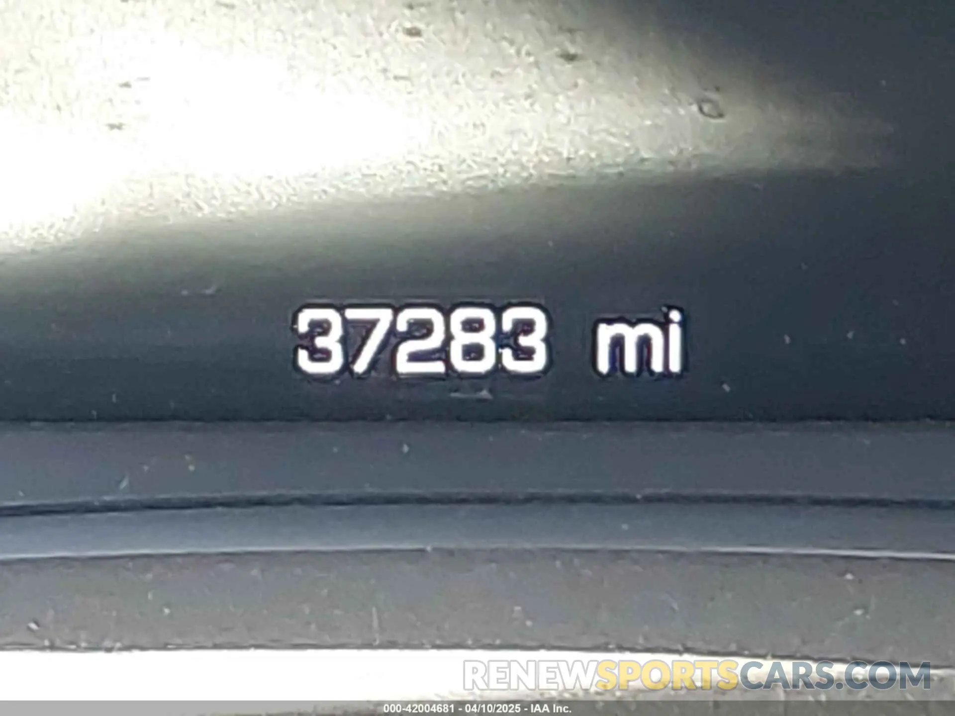 14 Photograph of a damaged car 3GNKBCRS2LS618188 CHEVROLET BLAZER 2020