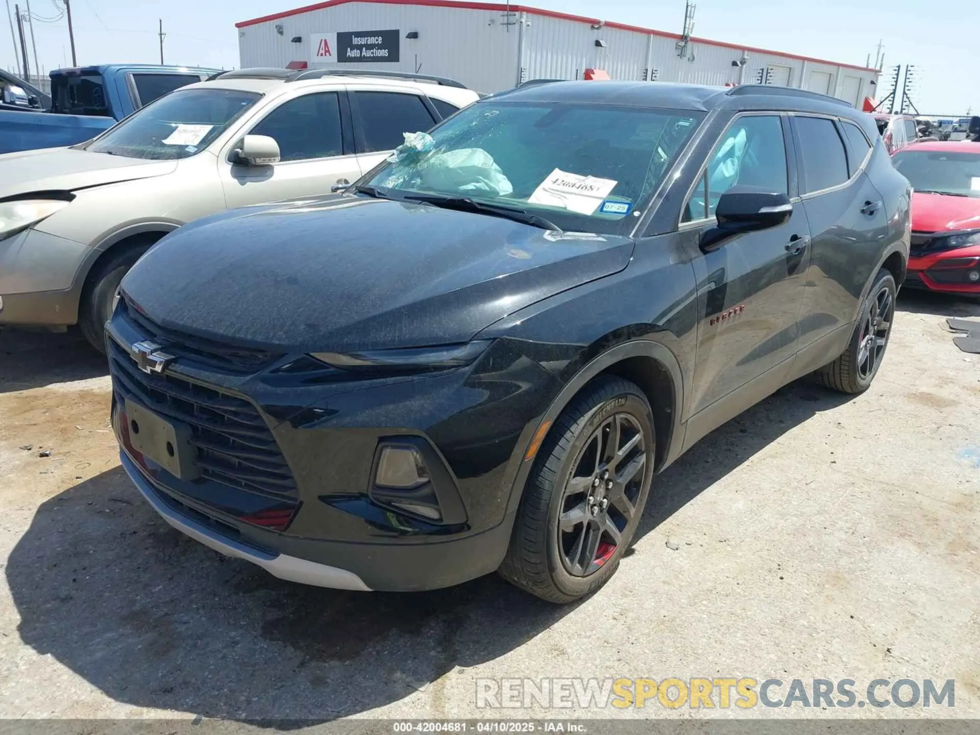 2 Photograph of a damaged car 3GNKBCRS2LS618188 CHEVROLET BLAZER 2020