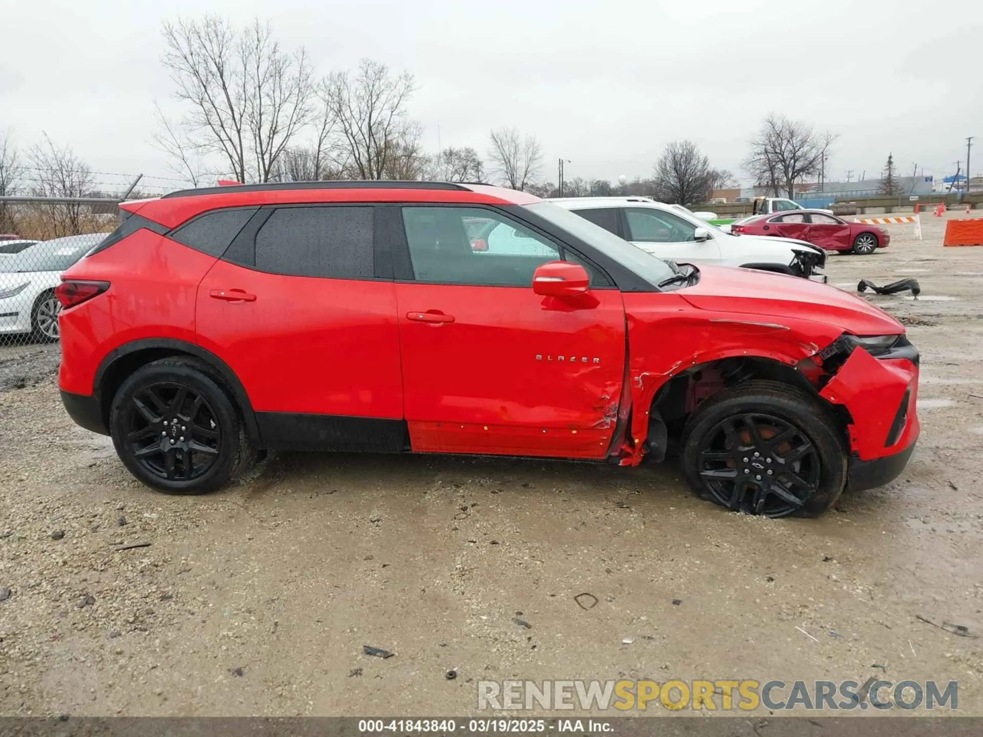 14 Photograph of a damaged car 3GNKBCRS3LS658375 CHEVROLET BLAZER 2020