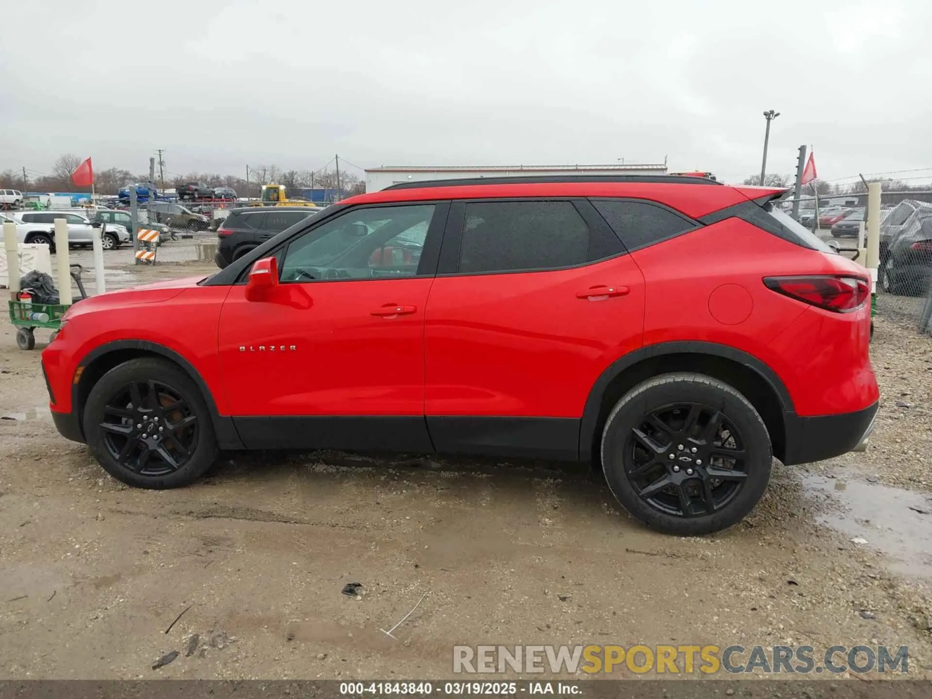 15 Photograph of a damaged car 3GNKBCRS3LS658375 CHEVROLET BLAZER 2020