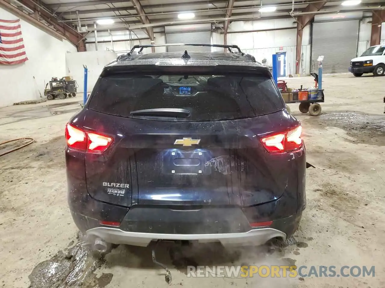 6 Photograph of a damaged car 3GNKBCRS3LS711480 CHEVROLET BLAZER 2020
