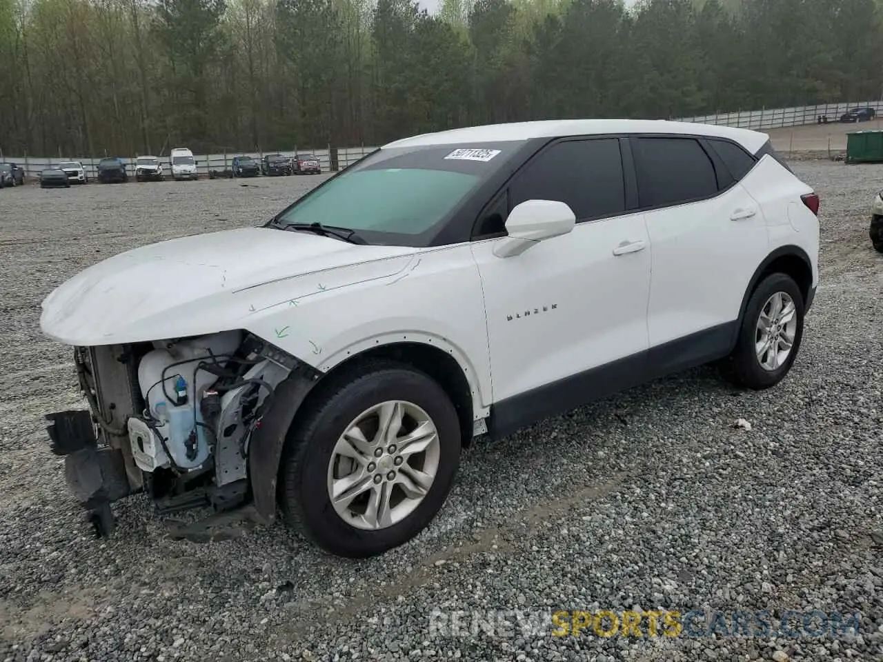 1 Photograph of a damaged car 3GNKBCRS4LS552923 CHEVROLET BLAZER 2020