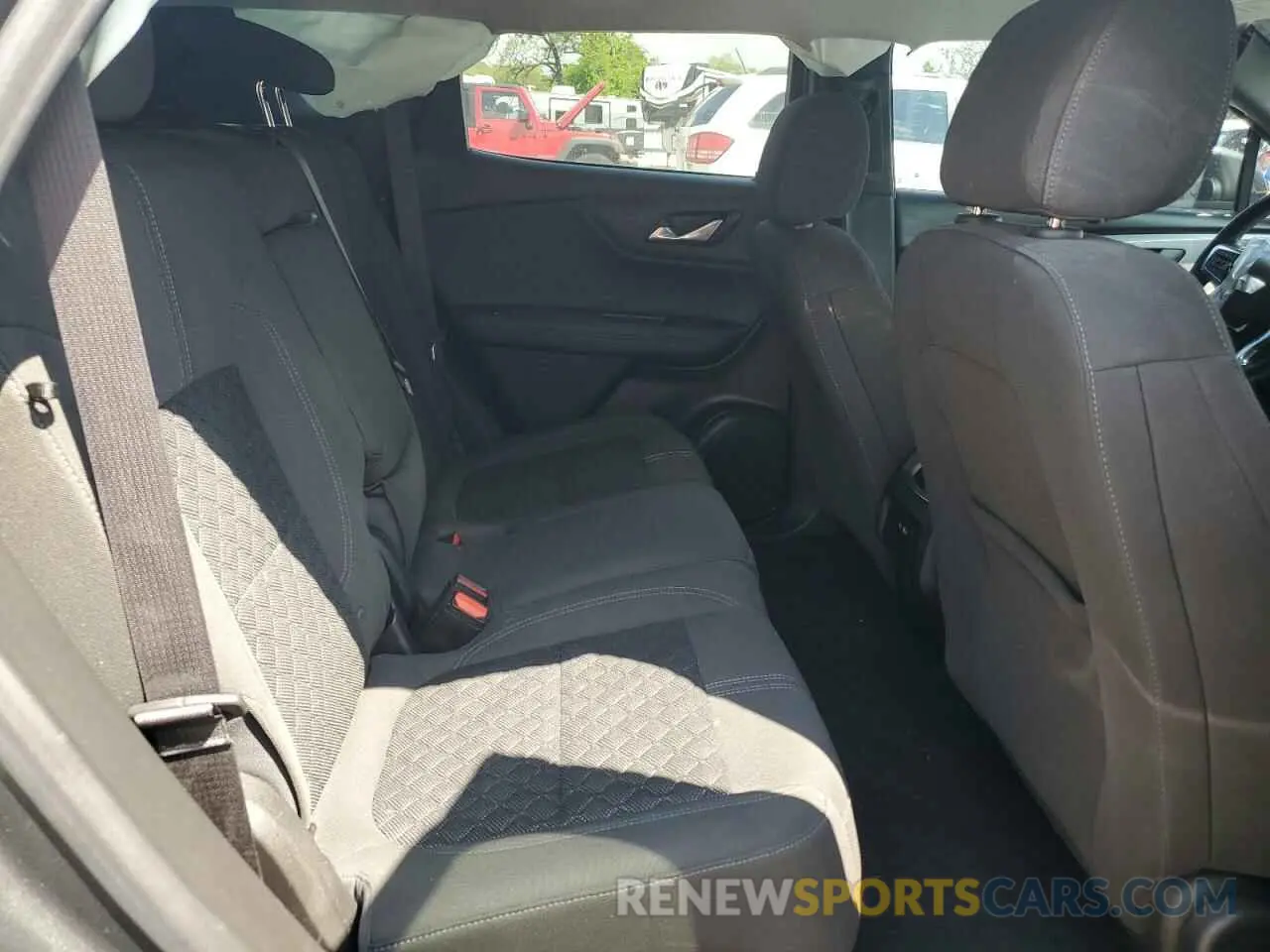 11 Photograph of a damaged car 3GNKBCRS4LS553134 CHEVROLET BLAZER 2020