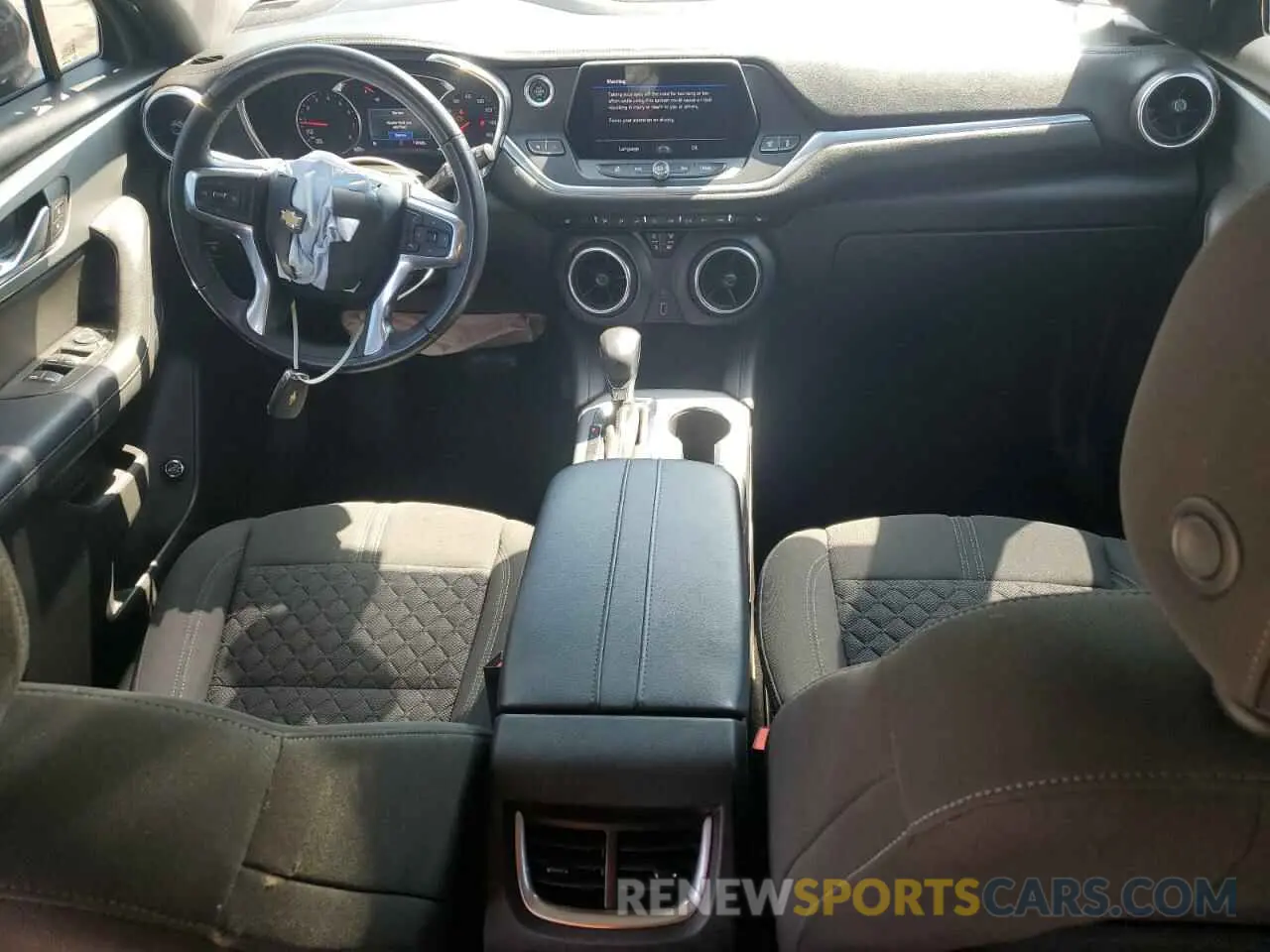 8 Photograph of a damaged car 3GNKBCRS4LS553134 CHEVROLET BLAZER 2020