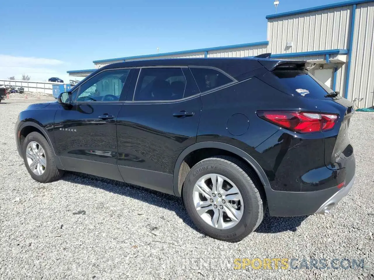 2 Photograph of a damaged car 3GNKBCRS4LS606396 CHEVROLET BLAZER 2020