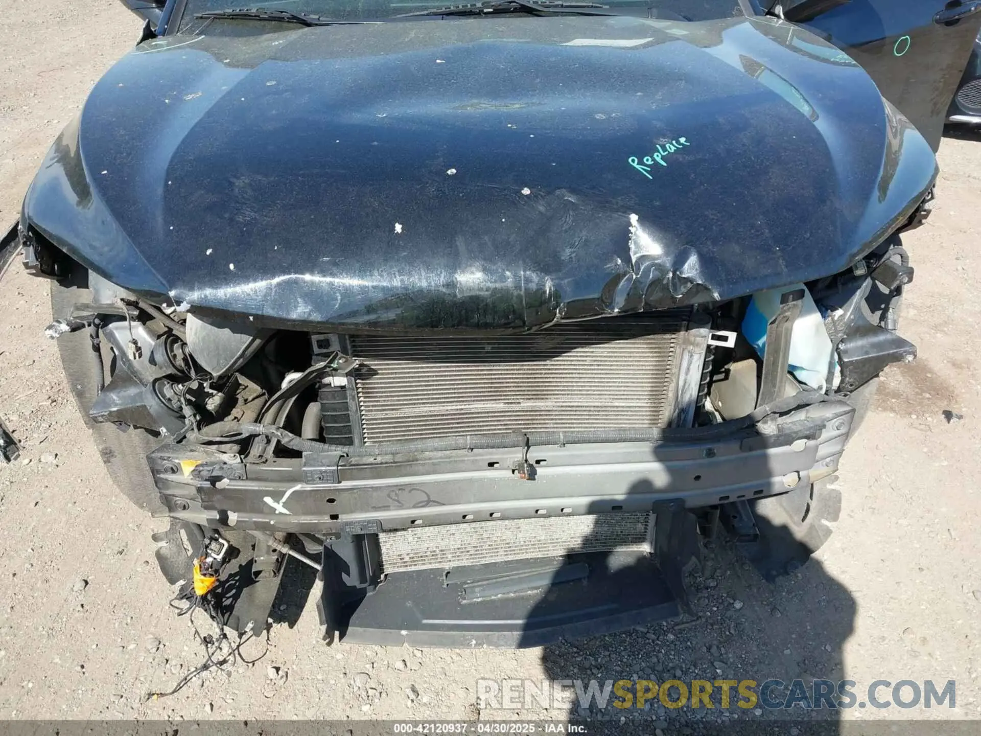 6 Photograph of a damaged car 3GNKBCRS4LS709995 CHEVROLET BLAZER 2020