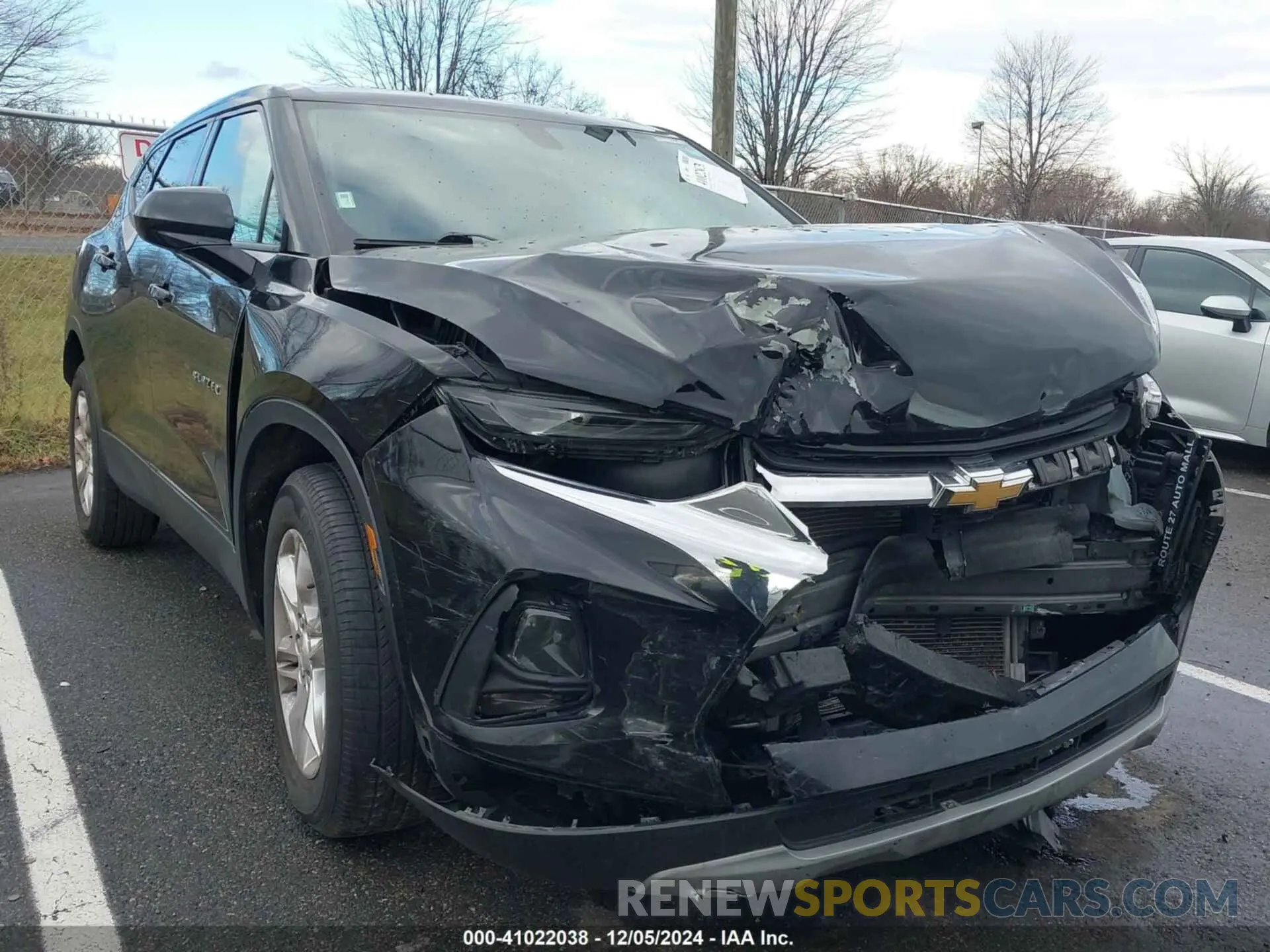 1 Photograph of a damaged car 3GNKBCRS5LS583789 CHEVROLET BLAZER 2020