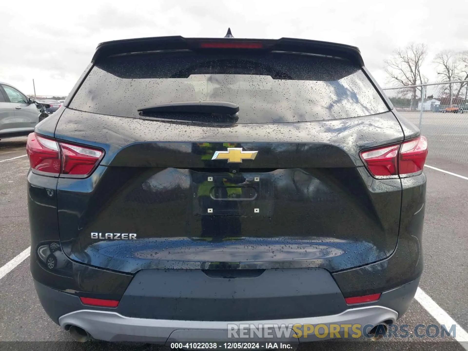 16 Photograph of a damaged car 3GNKBCRS5LS583789 CHEVROLET BLAZER 2020