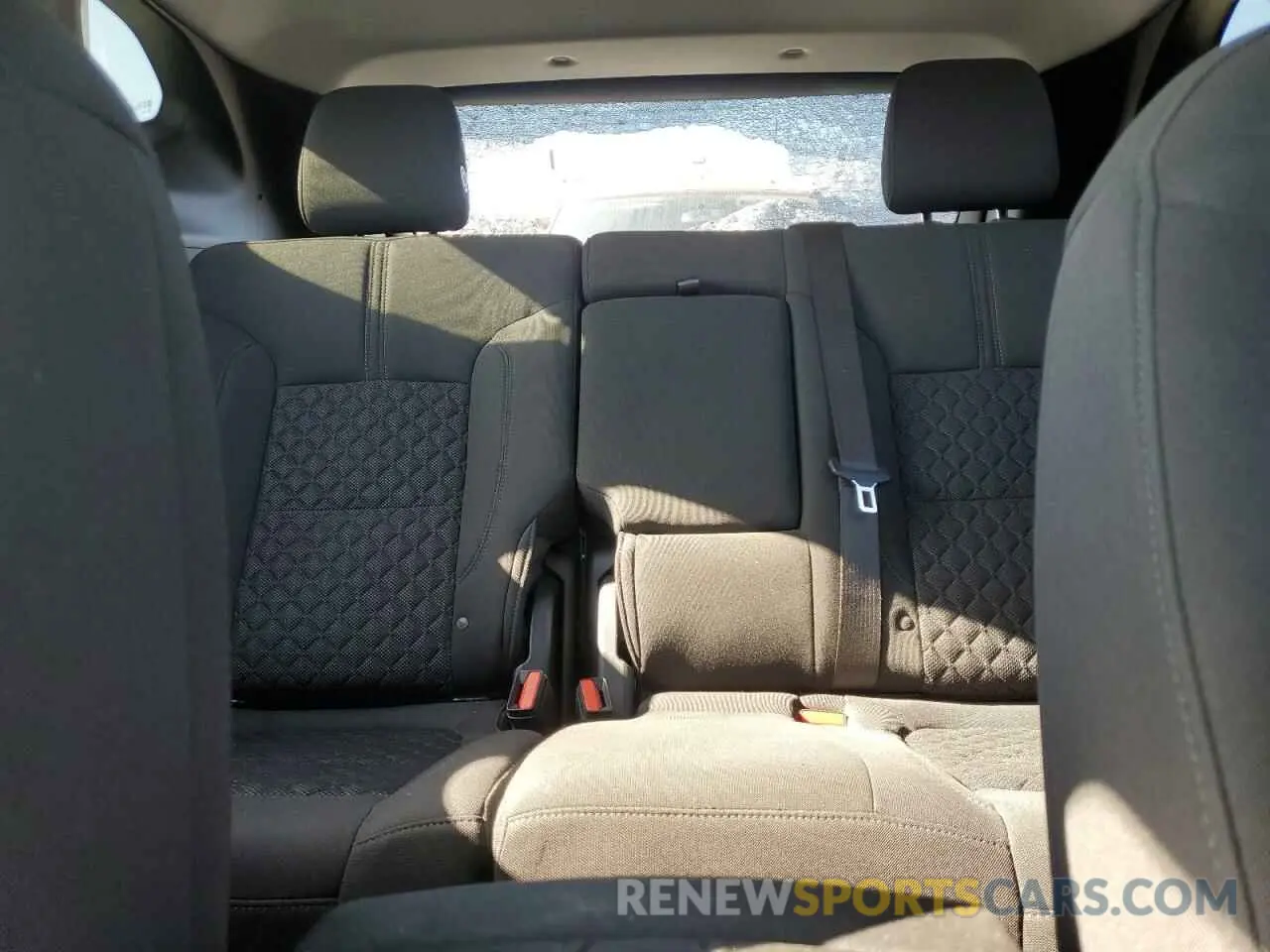 10 Photograph of a damaged car 3GNKBCRS5LS670091 CHEVROLET BLAZER 2020