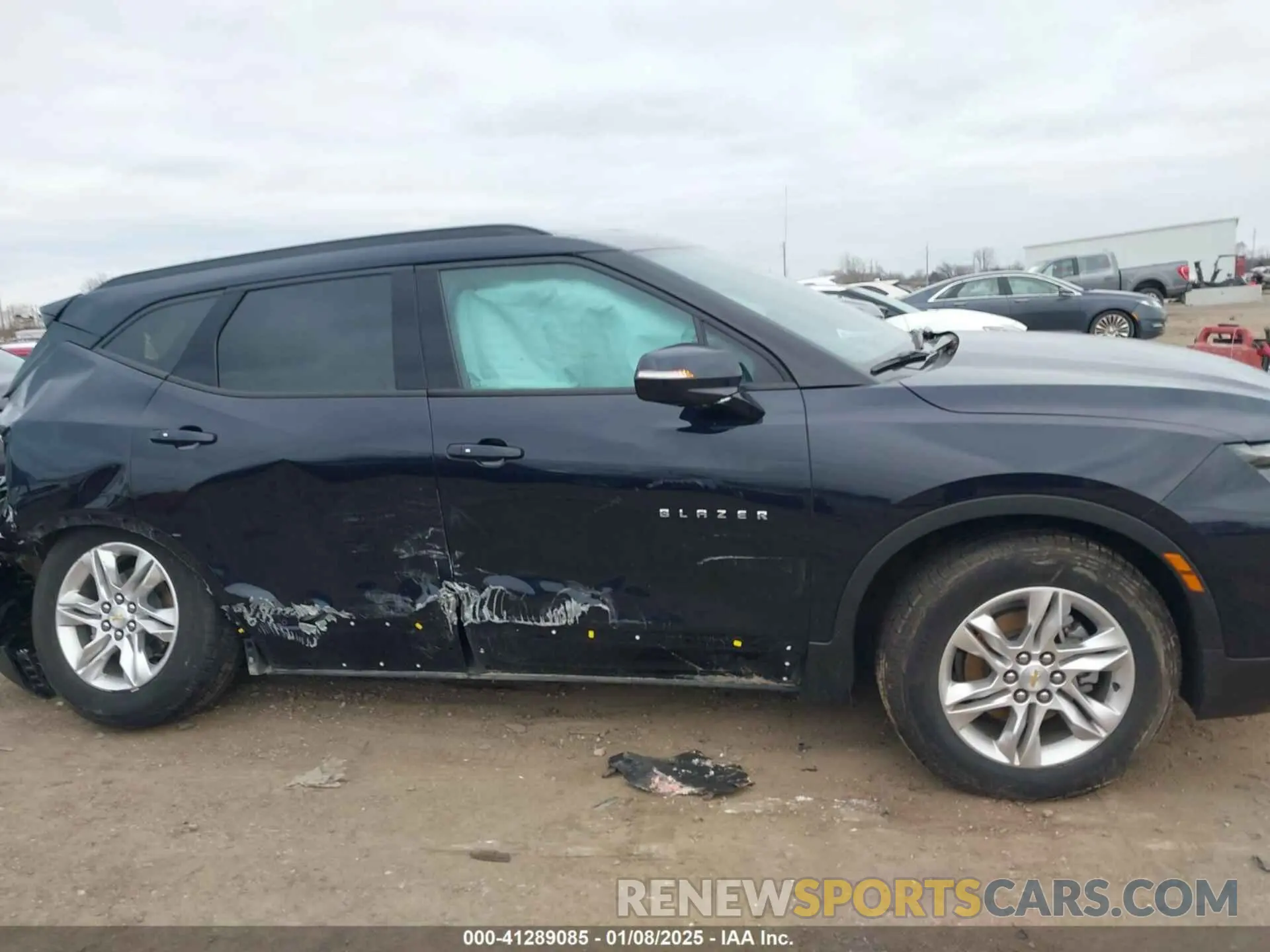 13 Photograph of a damaged car 3GNKBCRS6LS598916 CHEVROLET BLAZER 2020
