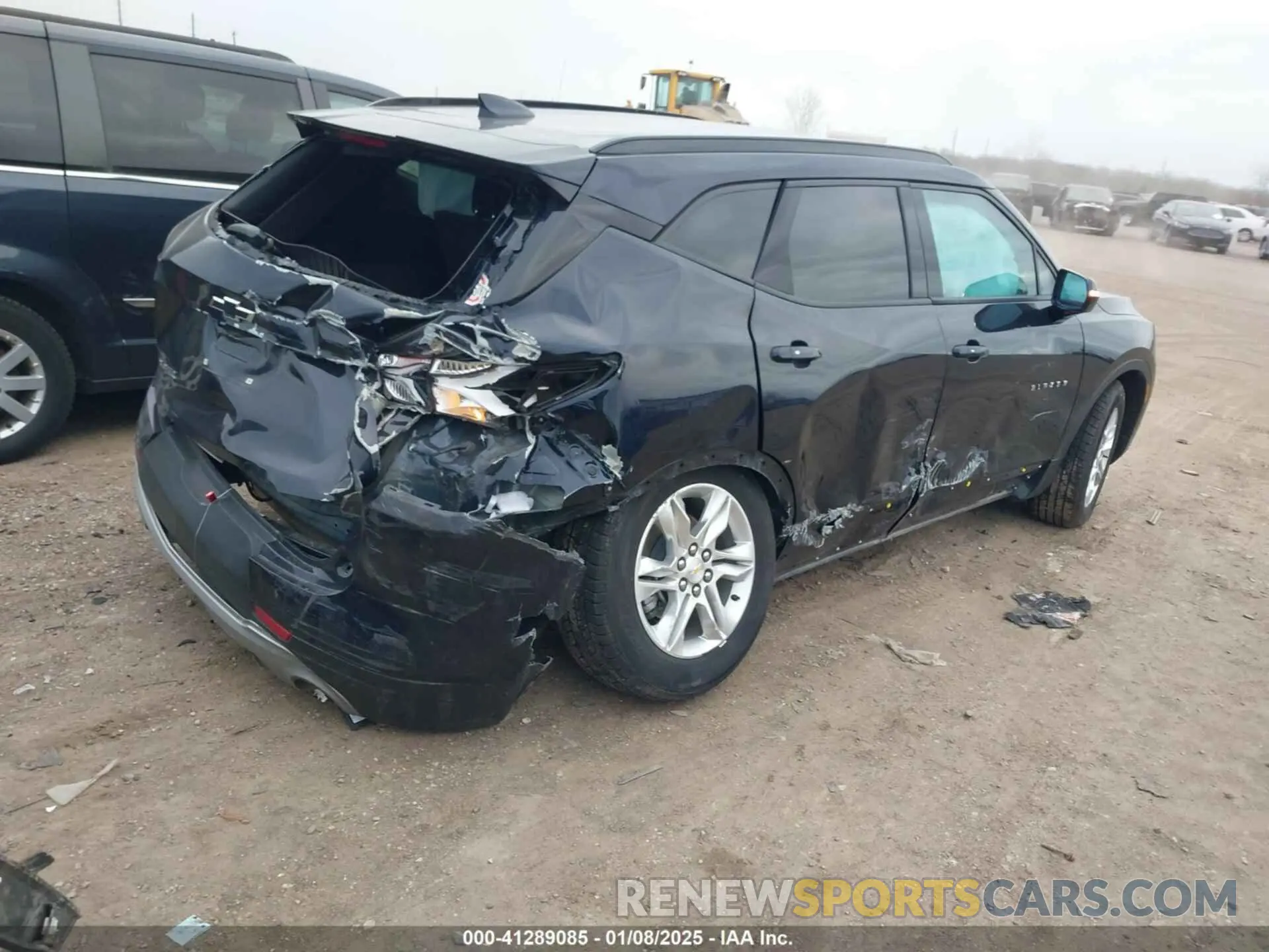 4 Photograph of a damaged car 3GNKBCRS6LS598916 CHEVROLET BLAZER 2020