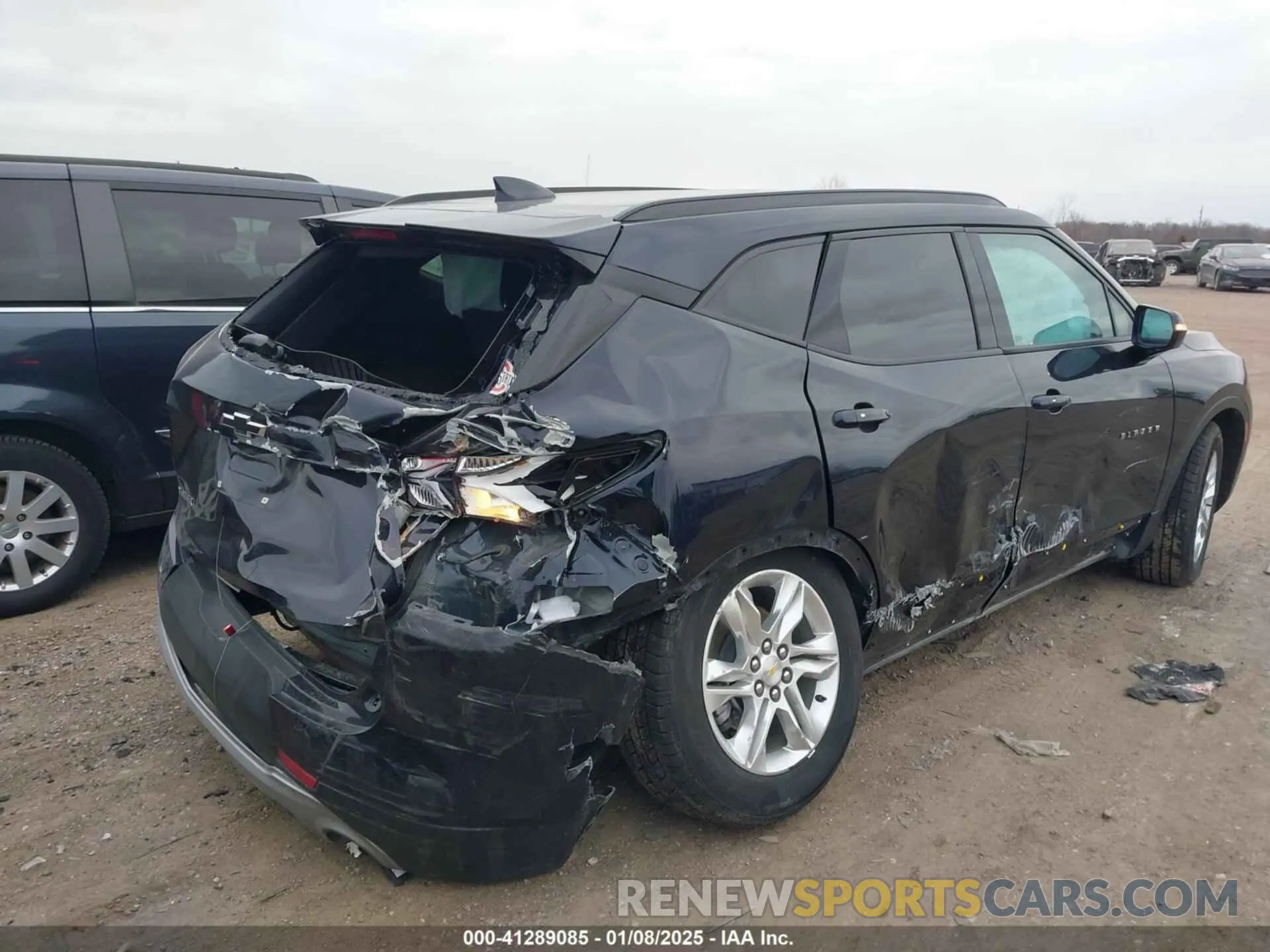 6 Photograph of a damaged car 3GNKBCRS6LS598916 CHEVROLET BLAZER 2020