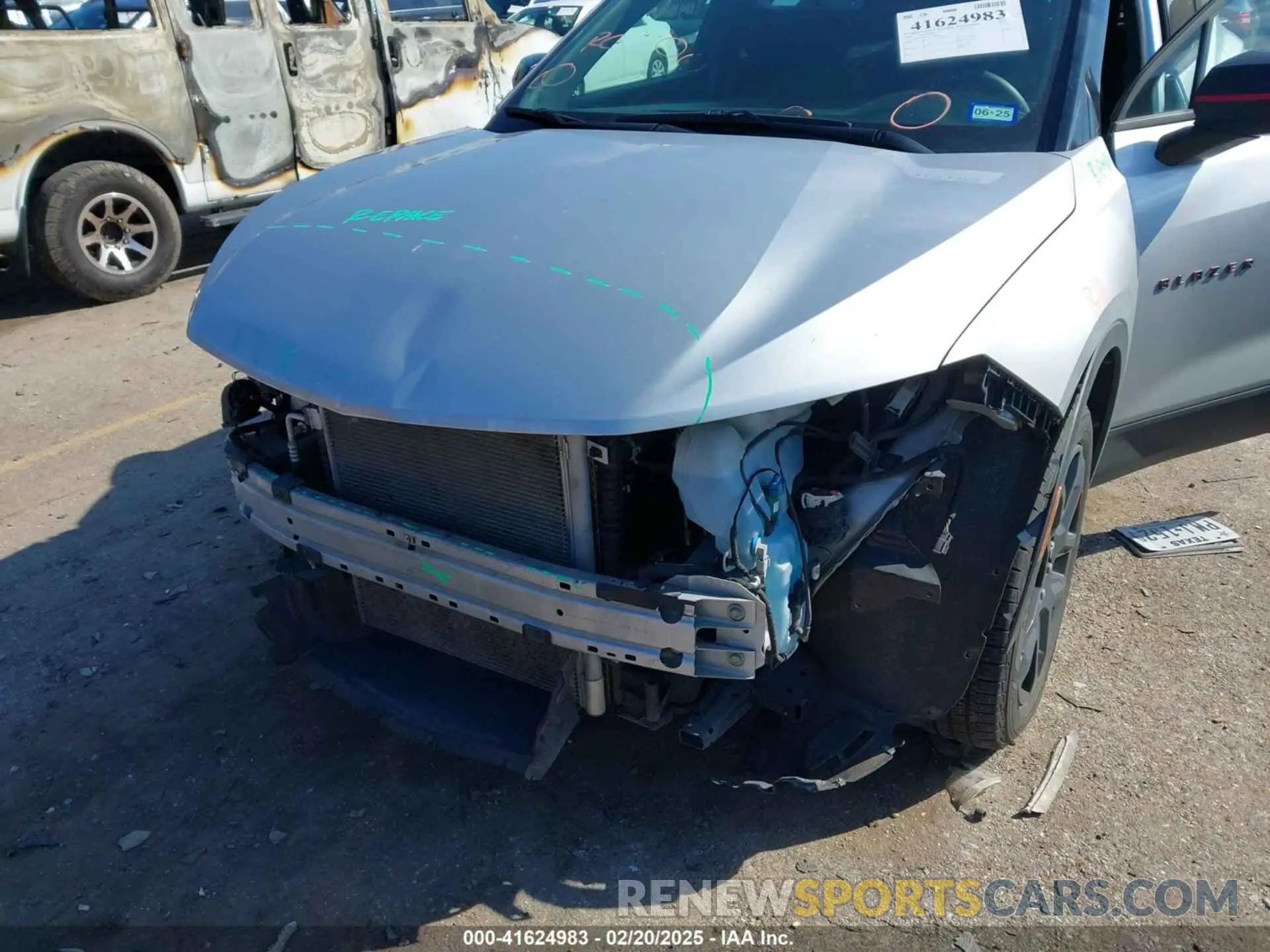 6 Photograph of a damaged car 3GNKBCRS7LS706668 CHEVROLET BLAZER 2020
