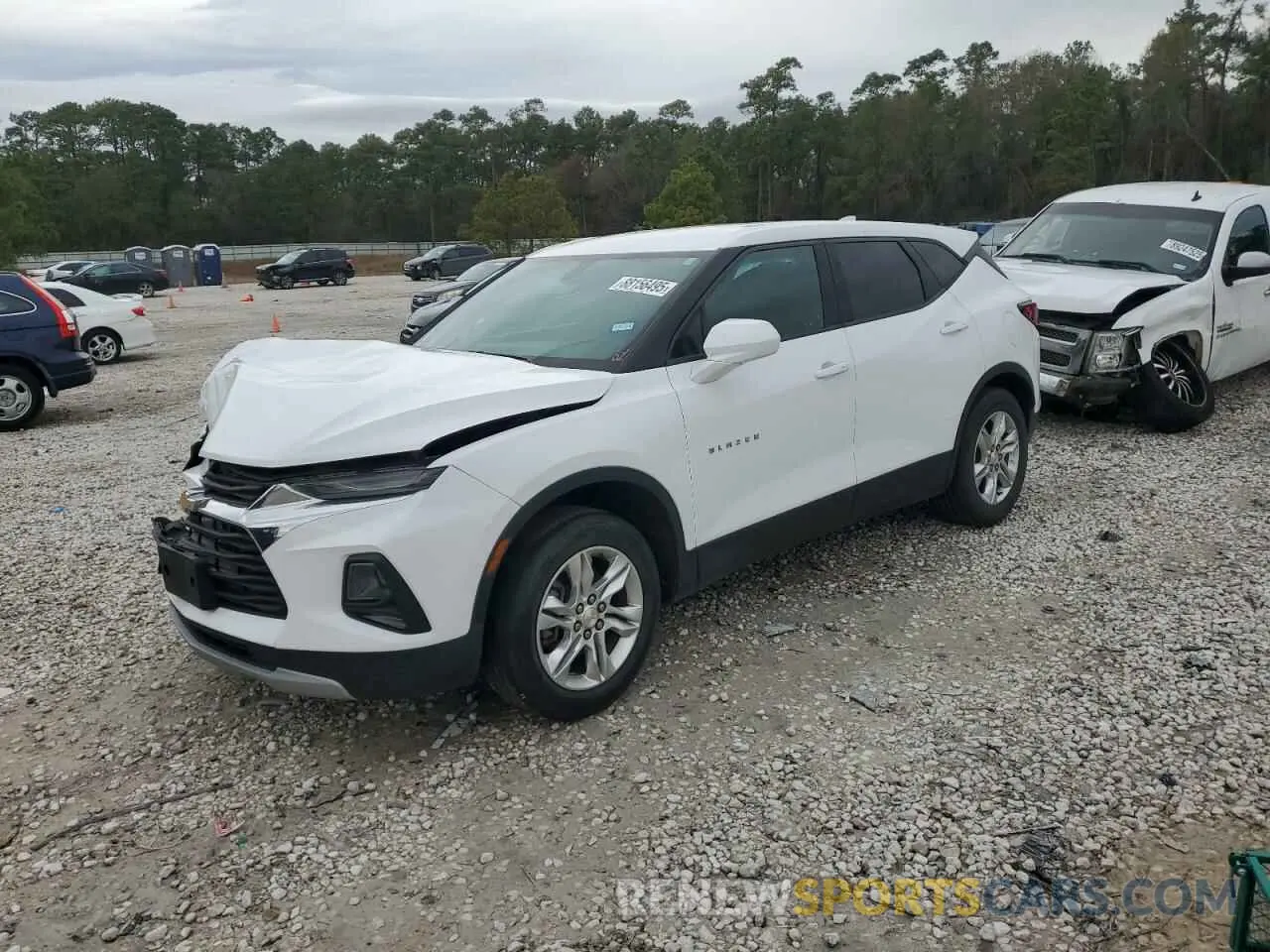 1 Photograph of a damaged car 3GNKBCRS8LS640146 CHEVROLET BLAZER 2020