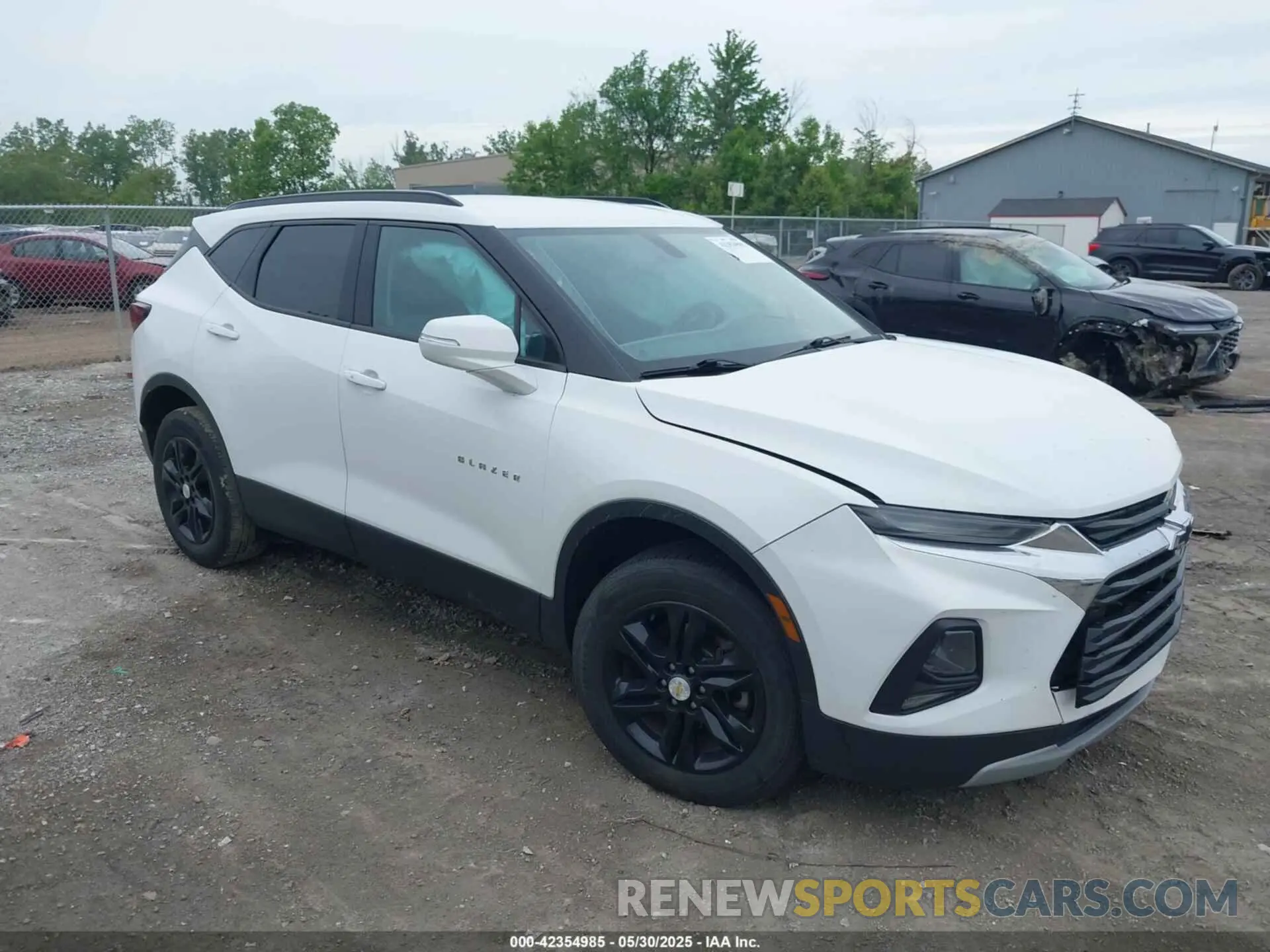 1 Photograph of a damaged car 3GNKBCRS8LS710020 CHEVROLET BLAZER 2020