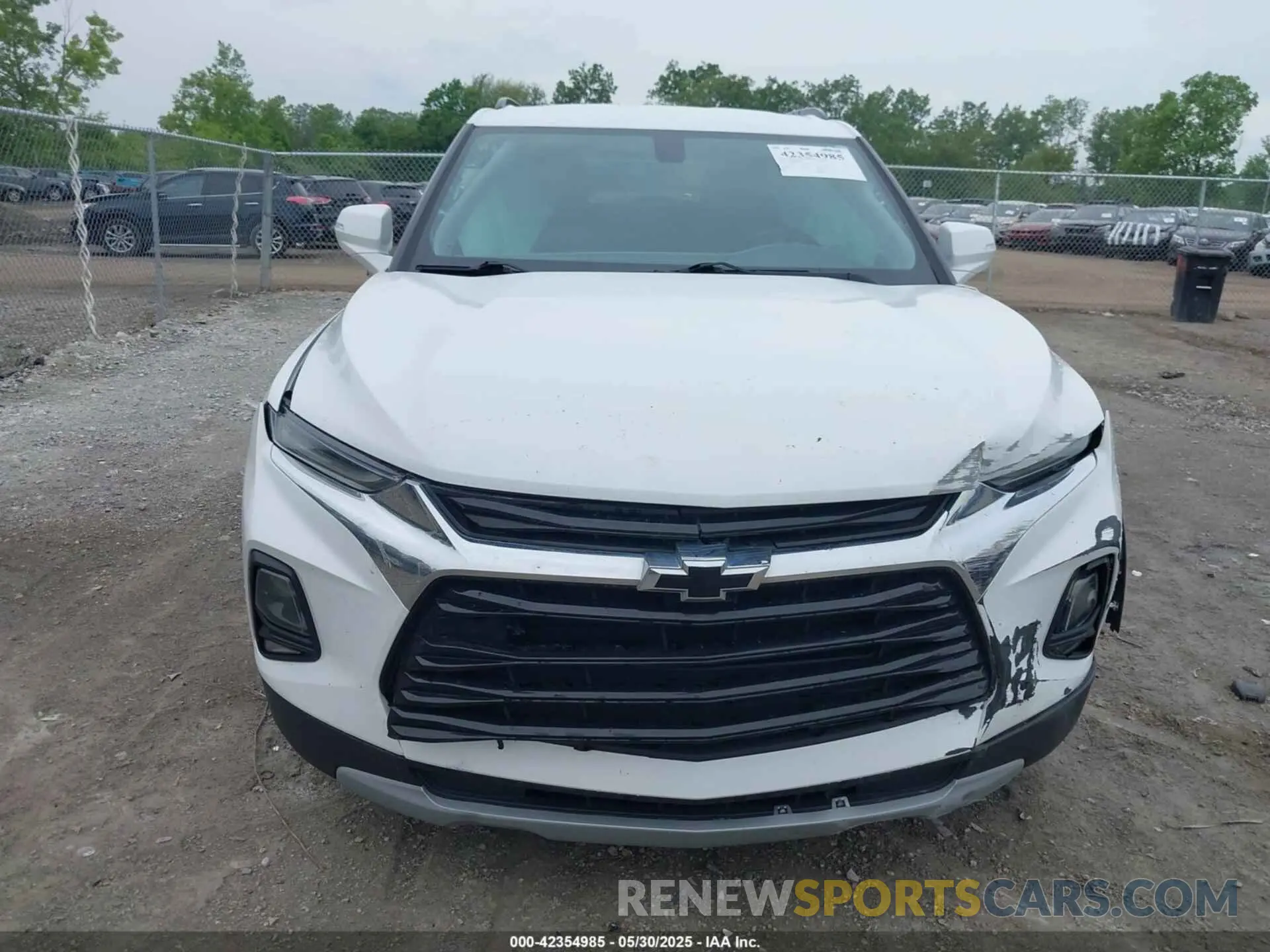 12 Photograph of a damaged car 3GNKBCRS8LS710020 CHEVROLET BLAZER 2020