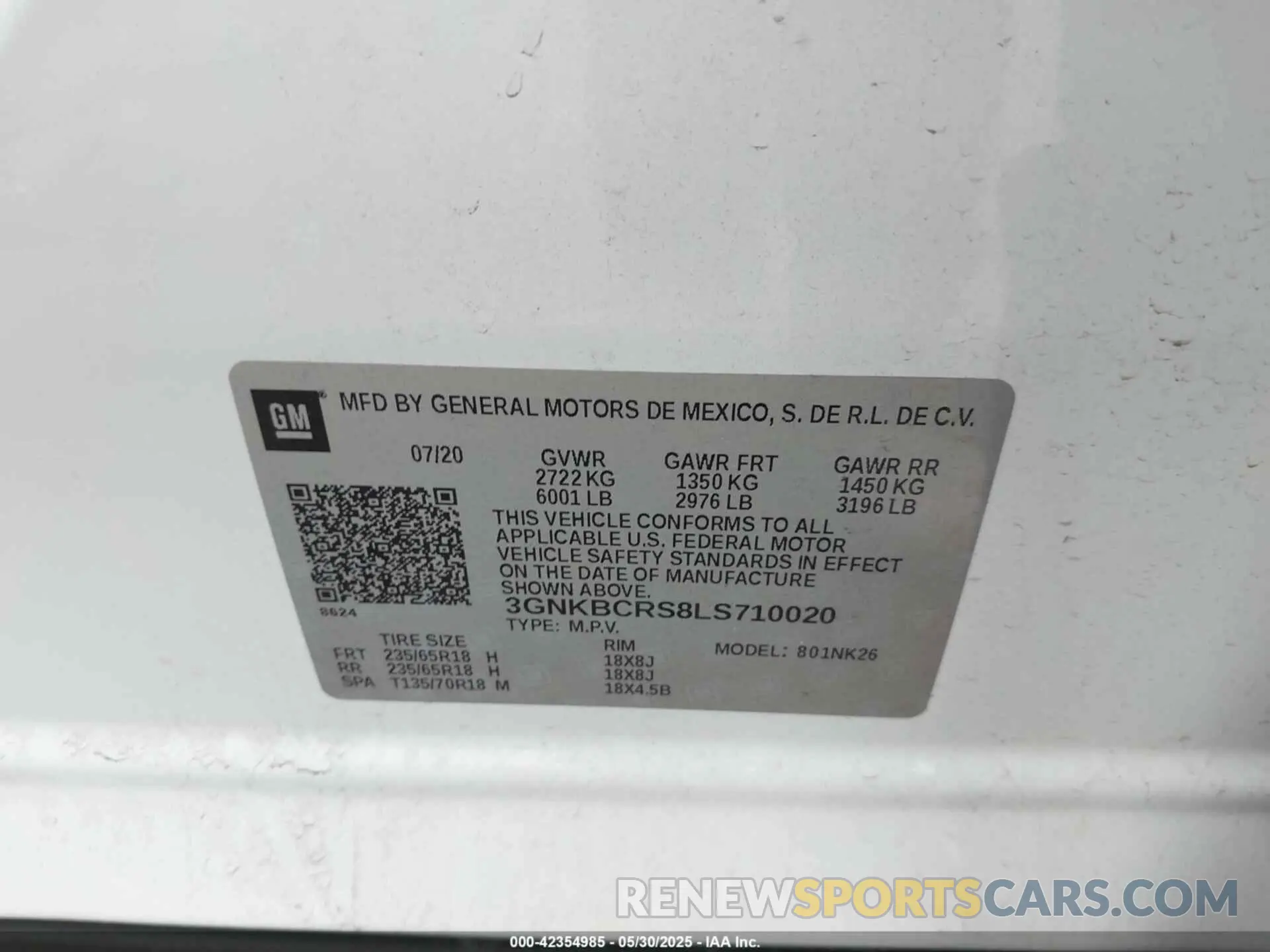 9 Photograph of a damaged car 3GNKBCRS8LS710020 CHEVROLET BLAZER 2020
