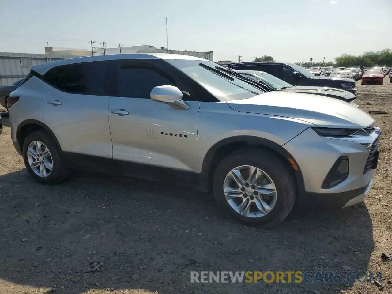 4 Photograph of a damaged car 3GNKBCRSXLS593458 CHEVROLET BLAZER 2020