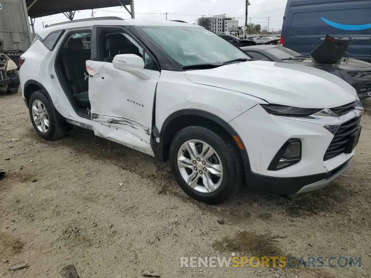 4 Photograph of a damaged car 3GNKBDRS0LS646514 CHEVROLET BLAZER 2020