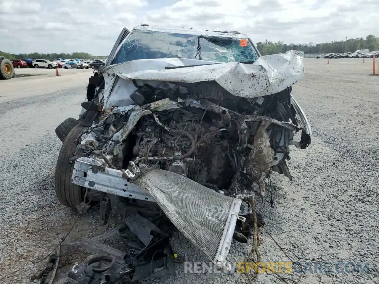5 Photograph of a damaged car 3GNKBDRS1LS720698 CHEVROLET BLAZER 2020