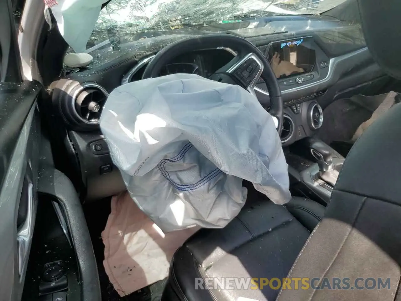 8 Photograph of a damaged car 3GNKBDRS1LS720698 CHEVROLET BLAZER 2020