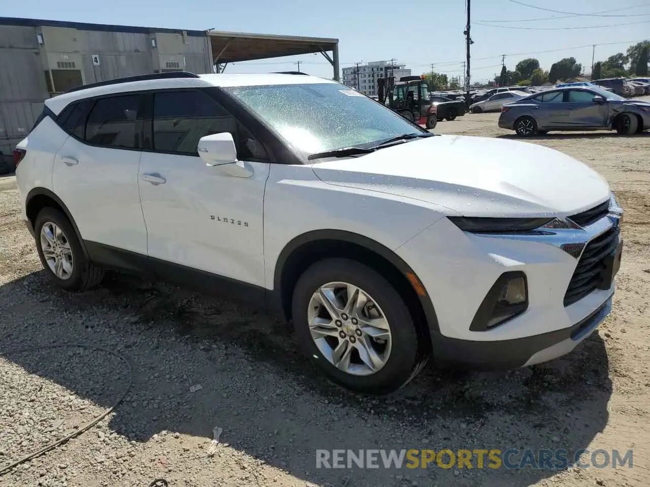 4 Photograph of a damaged car 3GNKBDRS3LS530997 CHEVROLET BLAZER 2020