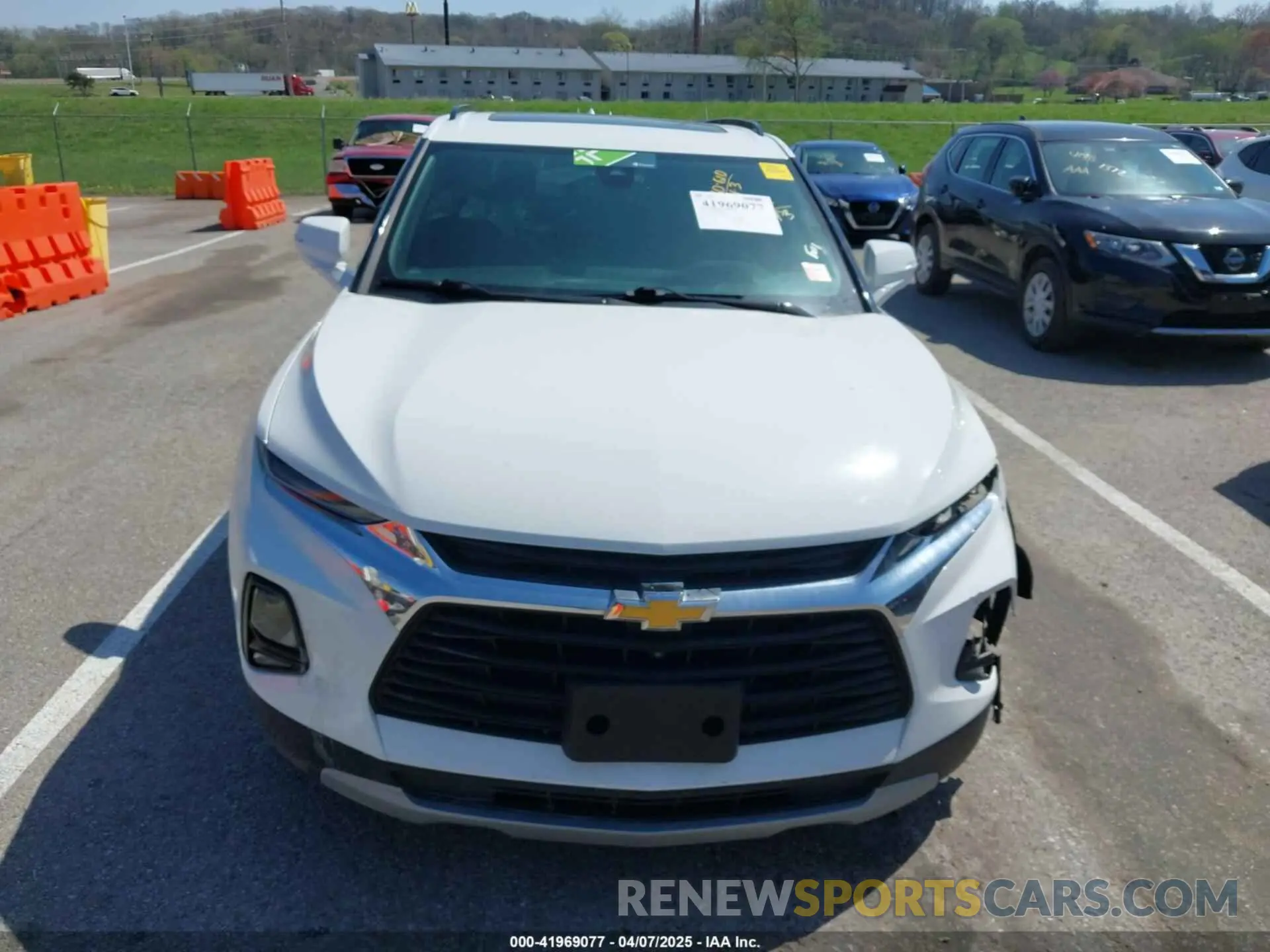 12 Photograph of a damaged car 3GNKBDRS4LS713275 CHEVROLET BLAZER 2020