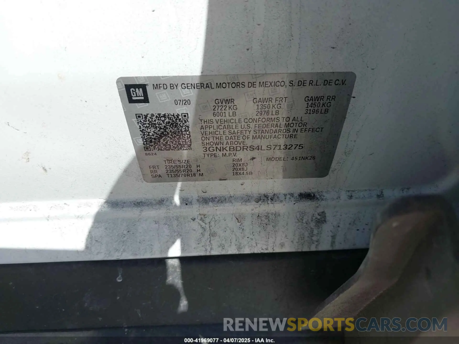 9 Photograph of a damaged car 3GNKBDRS4LS713275 CHEVROLET BLAZER 2020