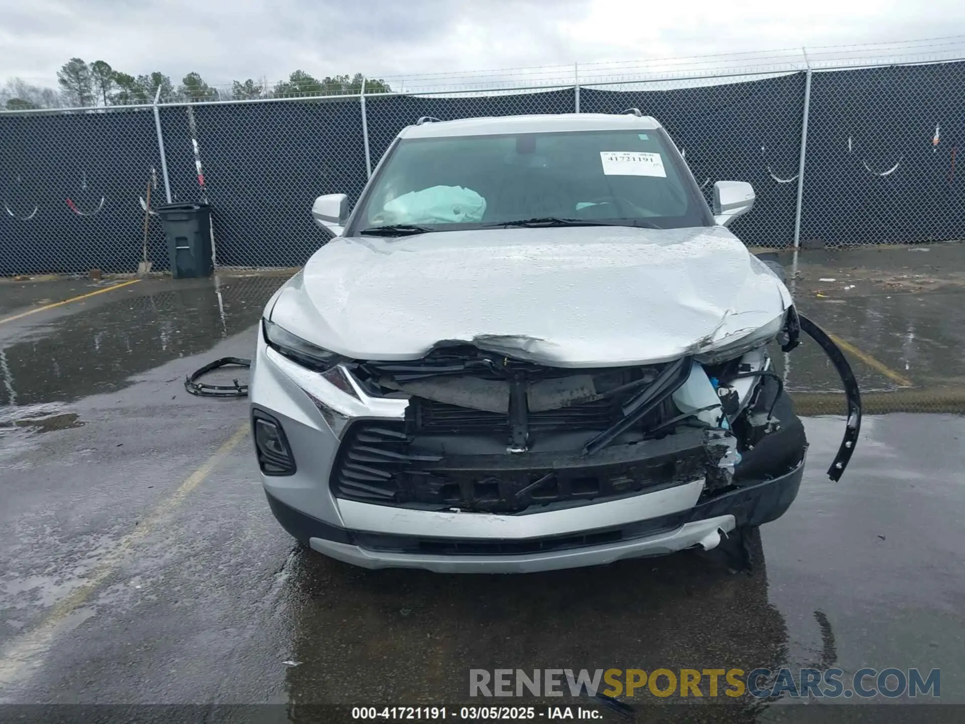 13 Photograph of a damaged car 3GNKBDRS5LS592451 CHEVROLET BLAZER 2020