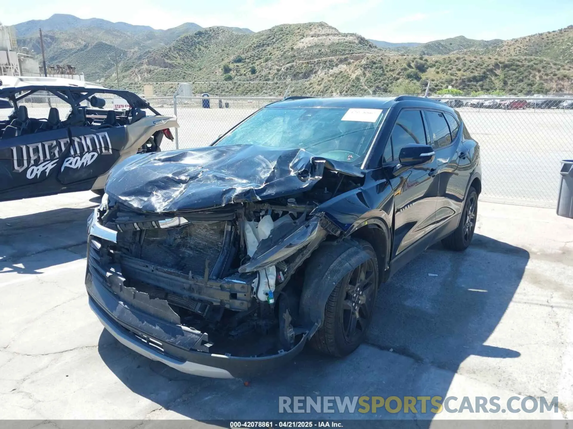 2 Photograph of a damaged car 3GNKBDRSXLS563480 CHEVROLET BLAZER 2020