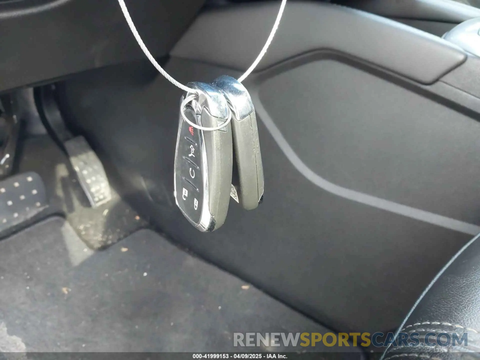 11 Photograph of a damaged car 3GNKBDRSXLS606697 CHEVROLET BLAZER 2020